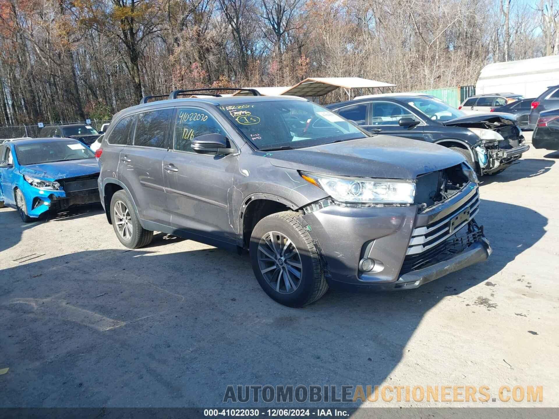 5TDJZRFH8KS921815 TOYOTA HIGHLANDER 2019