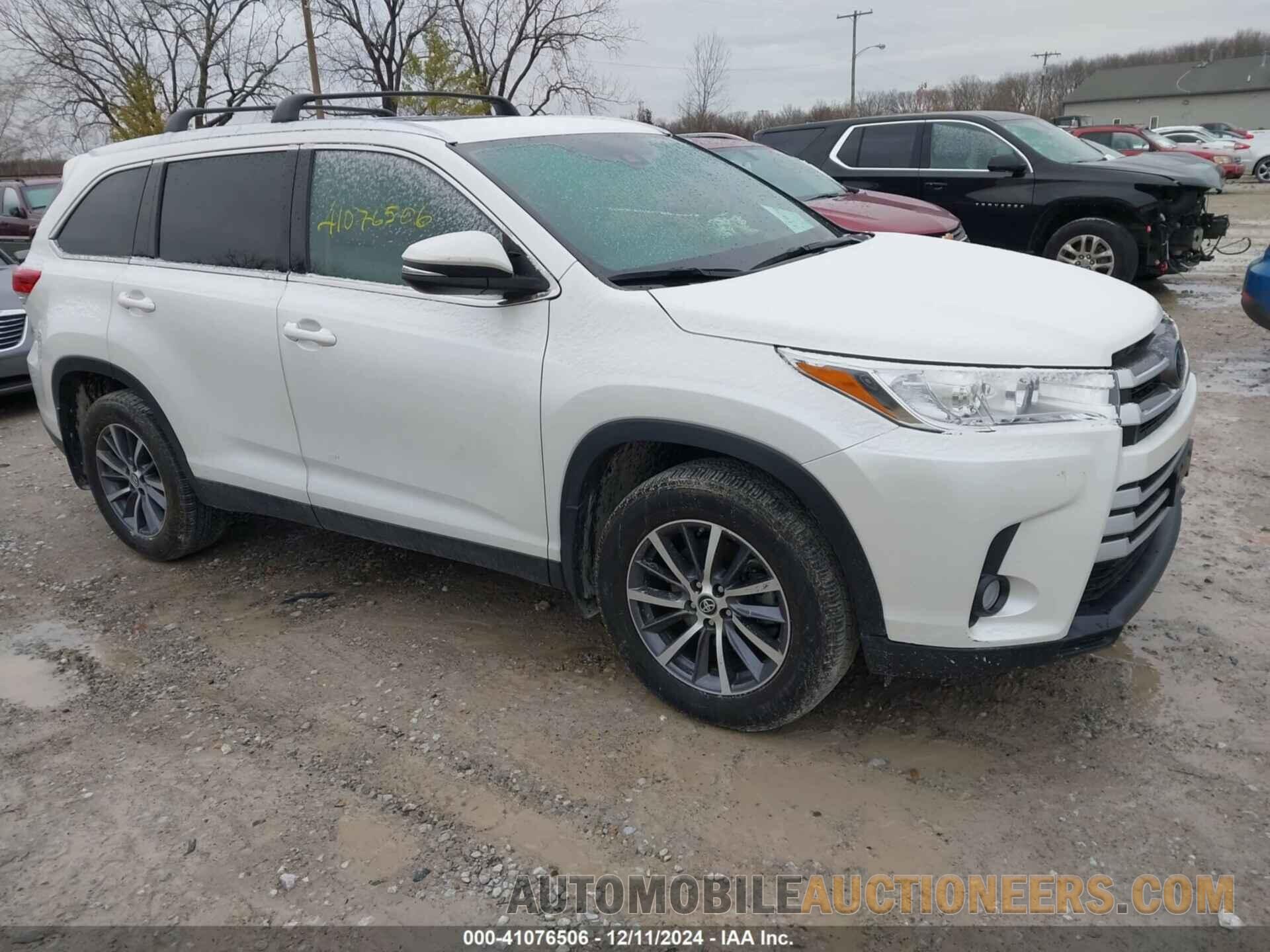 5TDJZRFH8KS954748 TOYOTA HIGHLANDER 2019