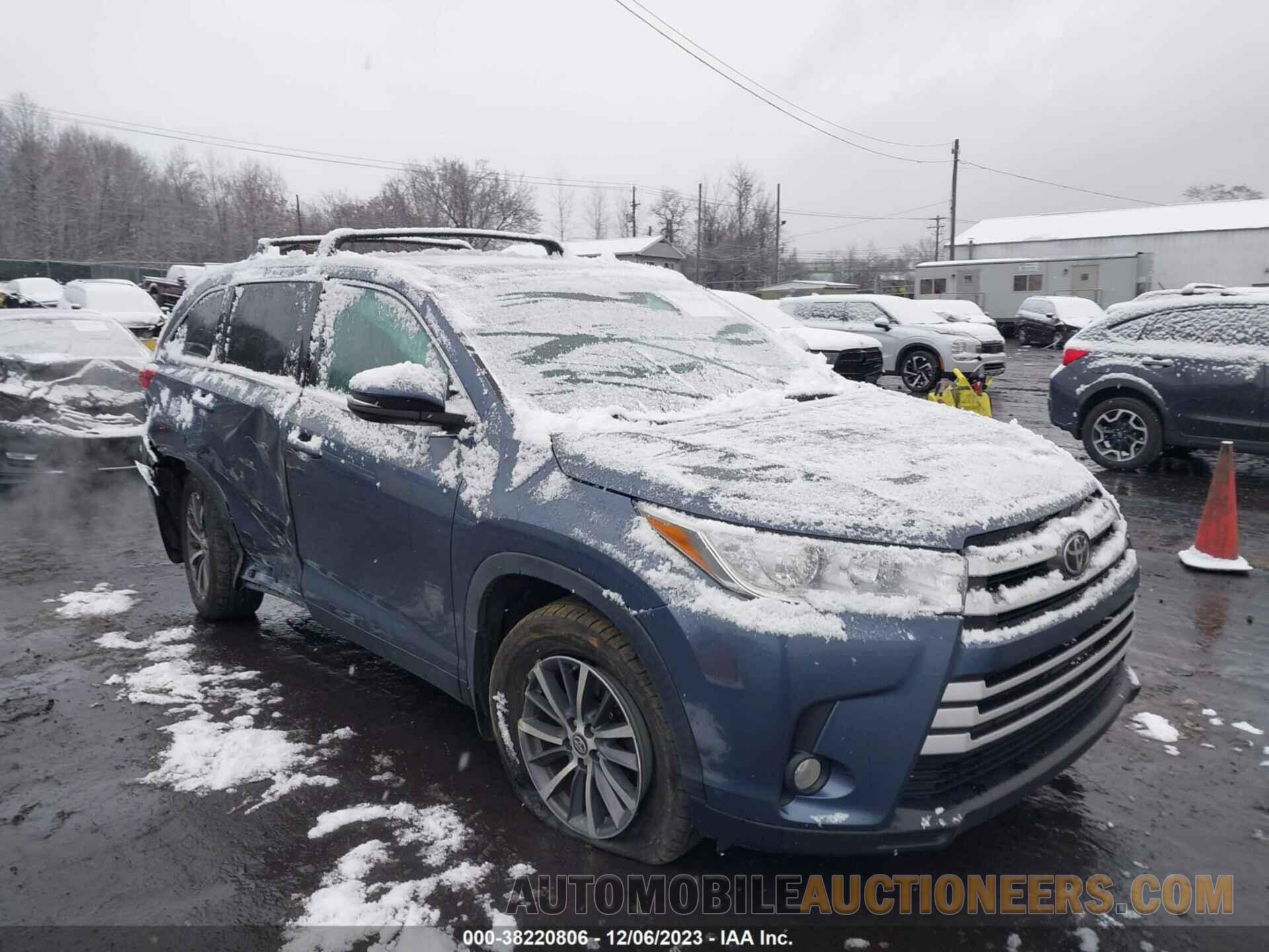 5TDJZRFH8KS985045 TOYOTA HIGHLANDER 2019