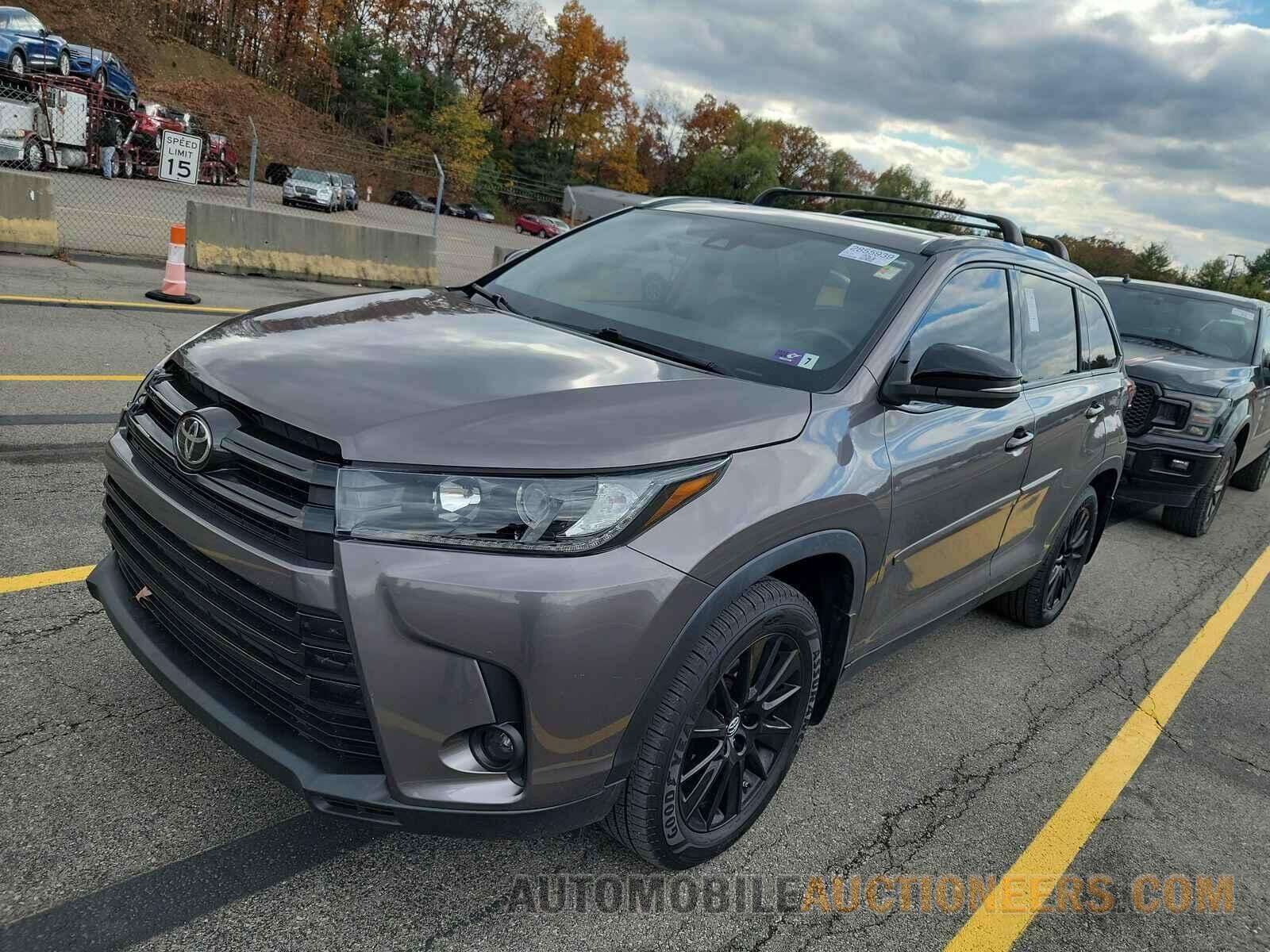 5TDJZRFH8KS988947 Toyota Highlander 2019