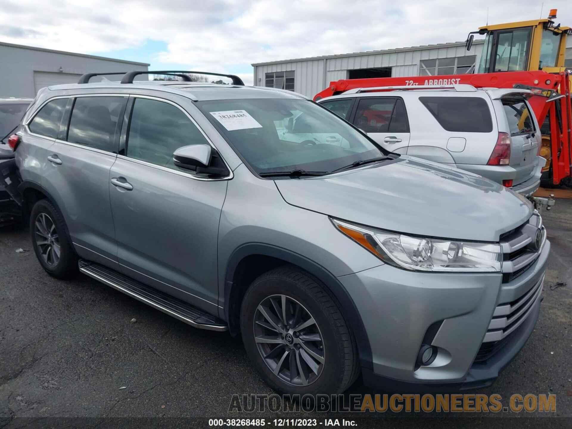 5TDJZRFH9HS362767 TOYOTA HIGHLANDER 2017