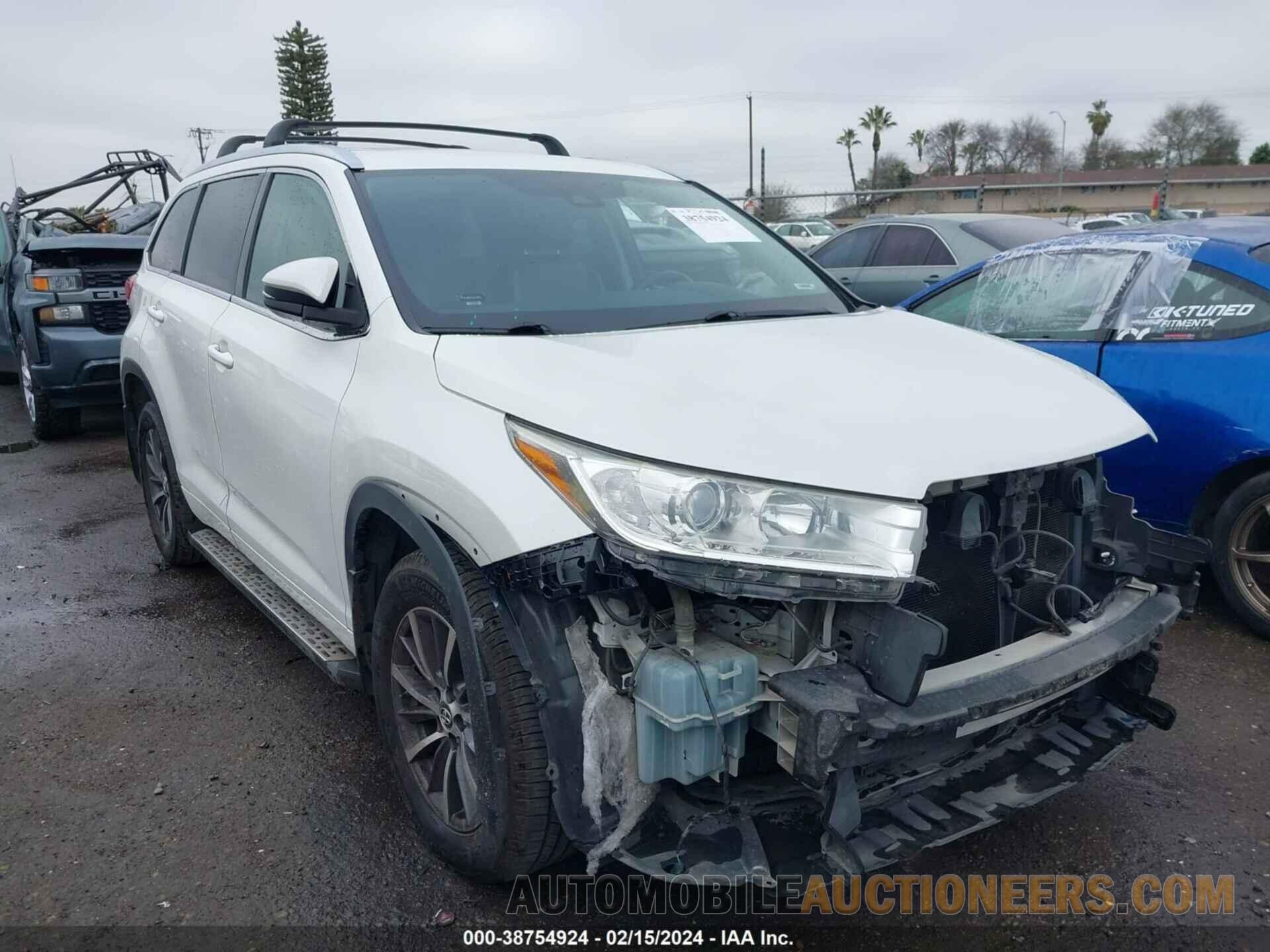 5TDJZRFH9HS402684 TOYOTA HIGHLANDER 2017