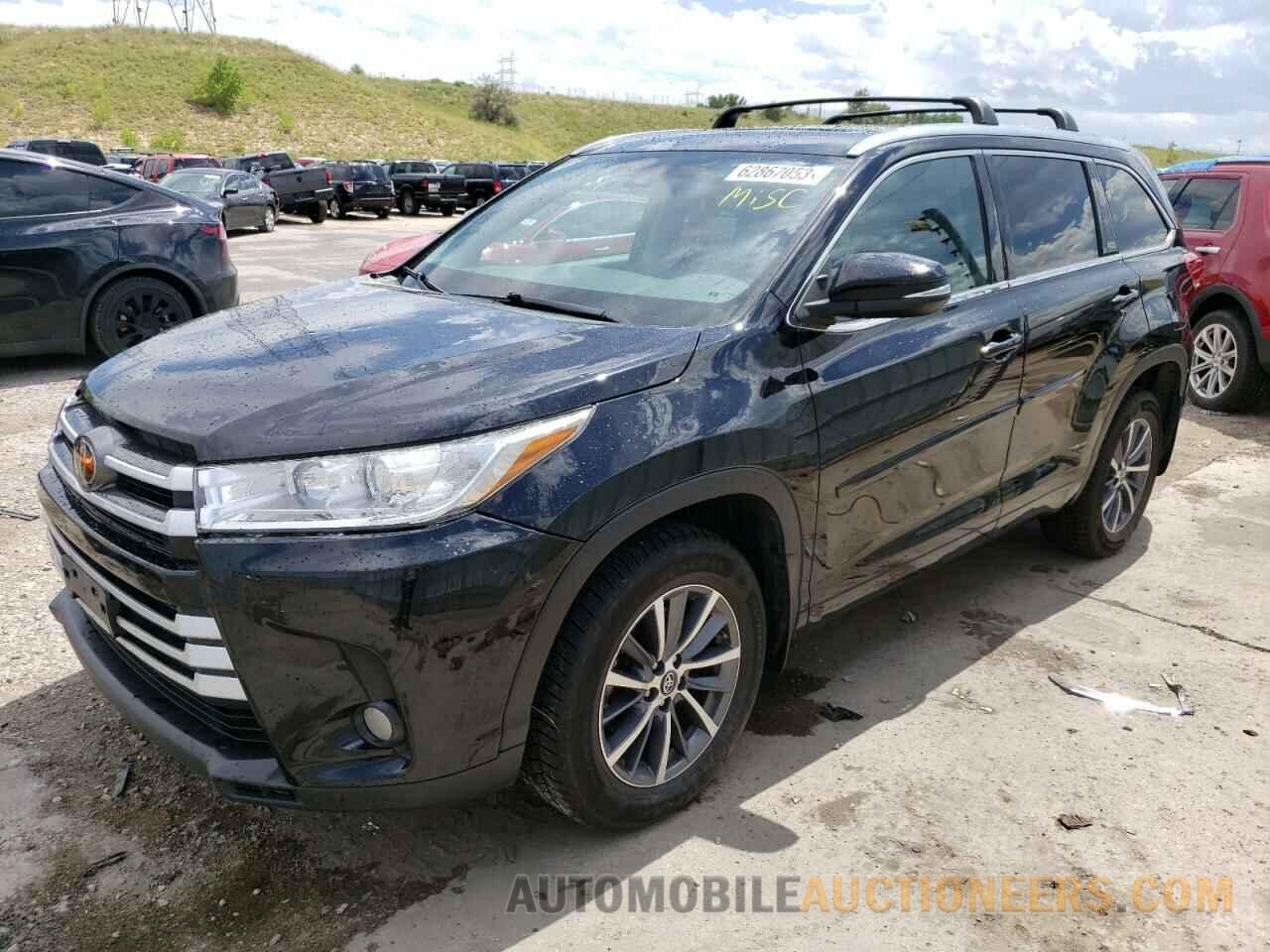 5TDJZRFH9HS435992 TOYOTA HIGHLANDER 2017