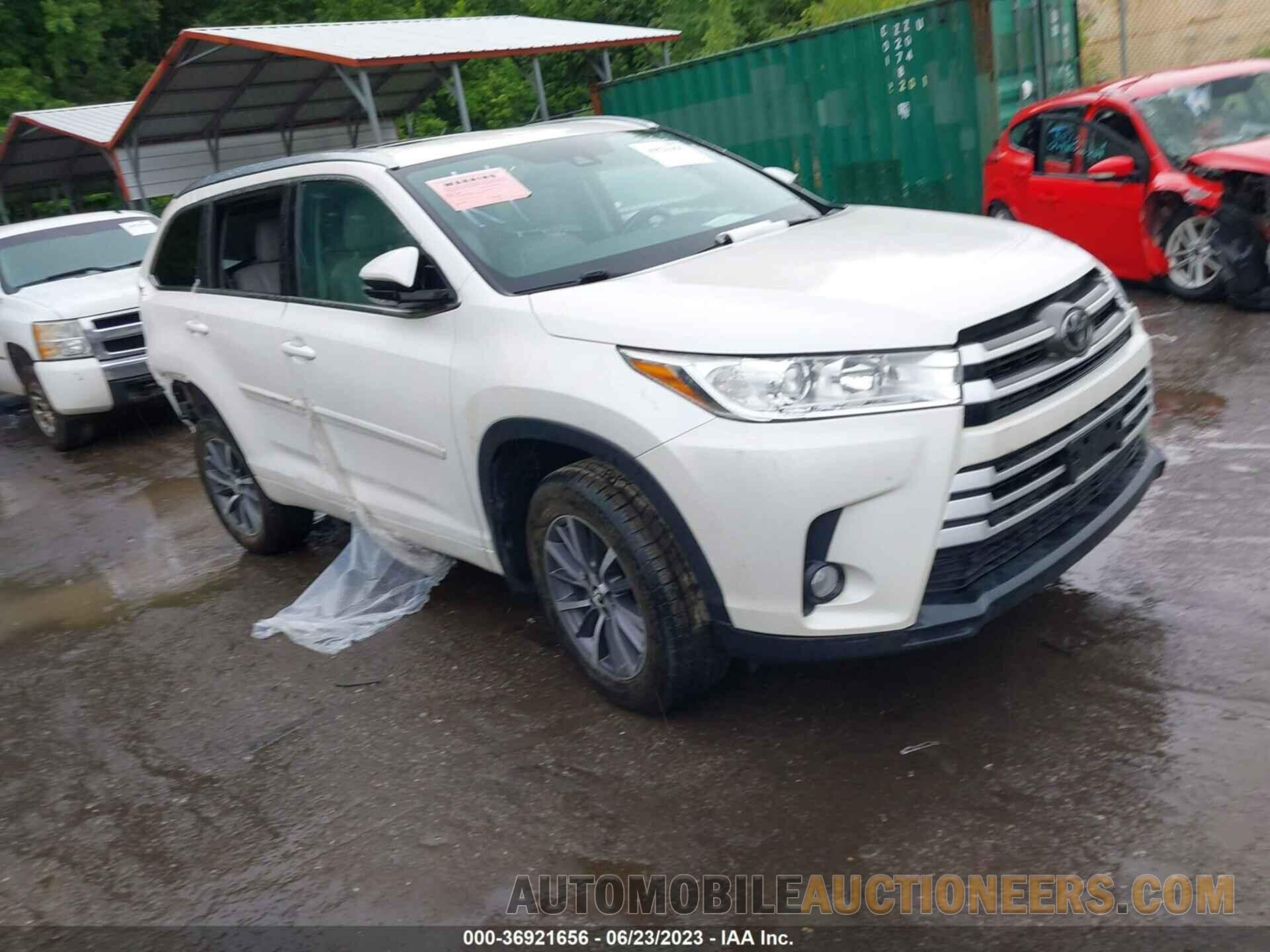 5TDJZRFH9HS455675 TOYOTA HIGHLANDER 2017