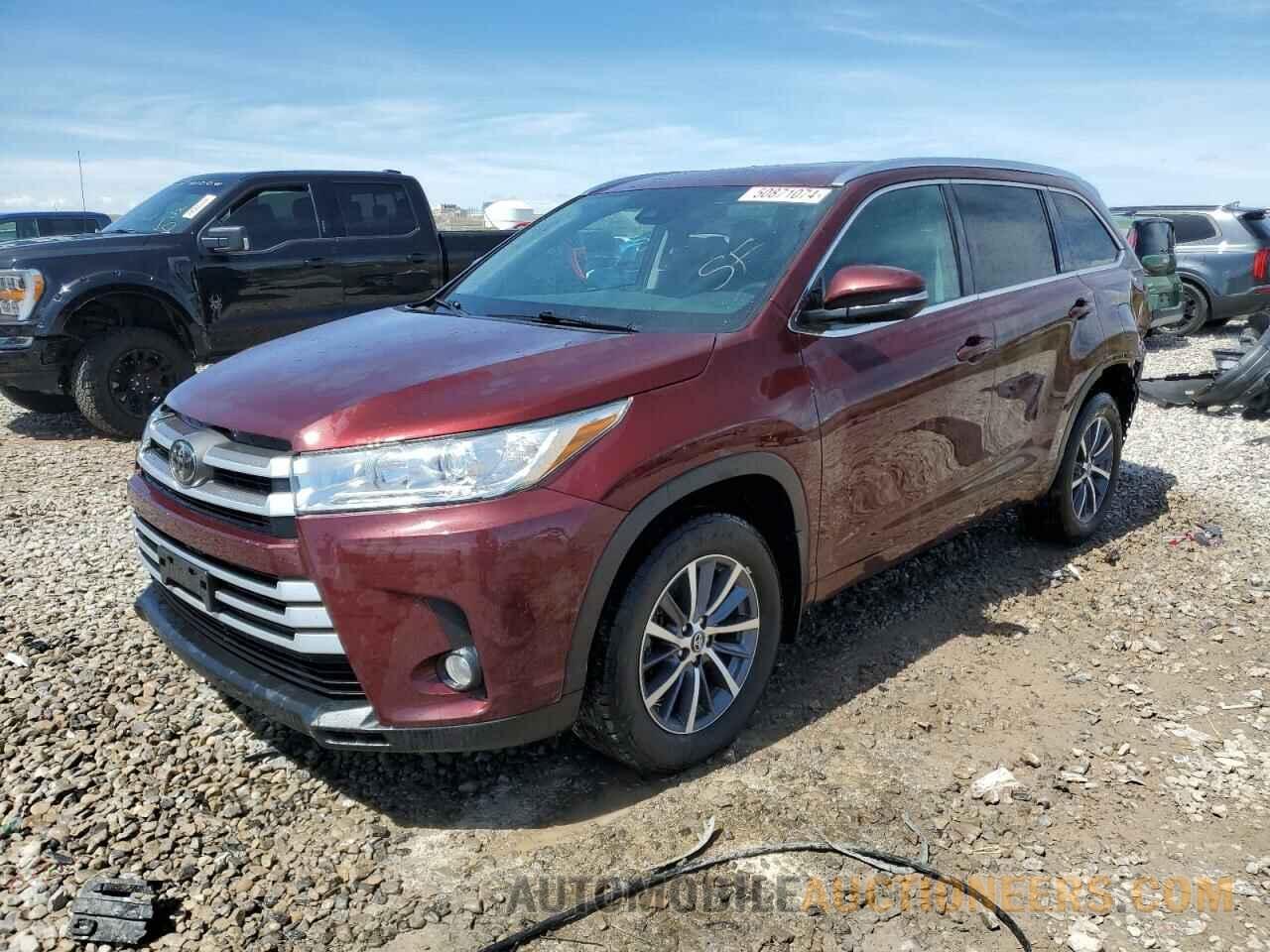 5TDJZRFH9JS492859 TOYOTA HIGHLANDER 2018