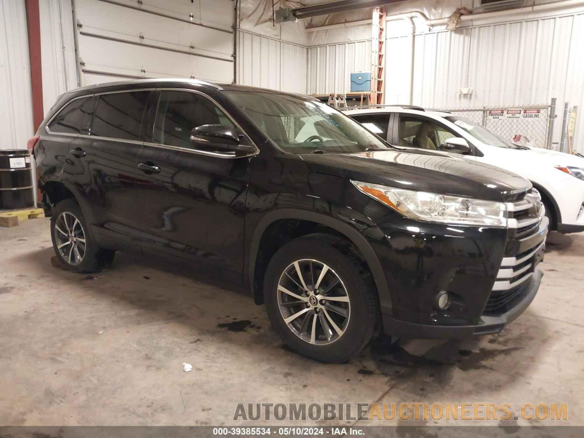 5TDJZRFH9JS535676 TOYOTA HIGHLANDER 2018