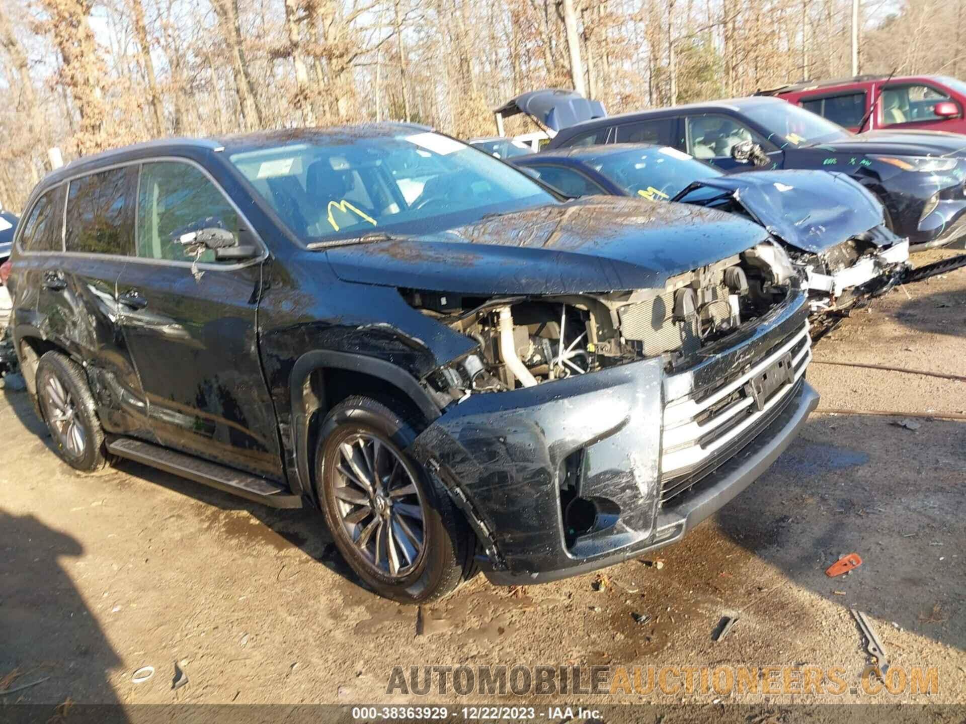 5TDJZRFH9JS561601 TOYOTA HIGHLANDER 2018