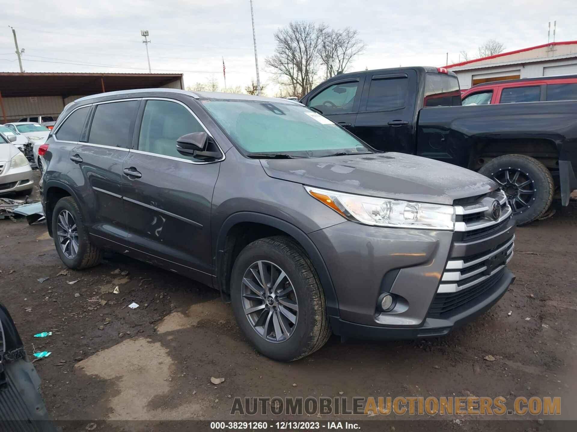 5TDJZRFH9JS801519 TOYOTA HIGHLANDER 2018