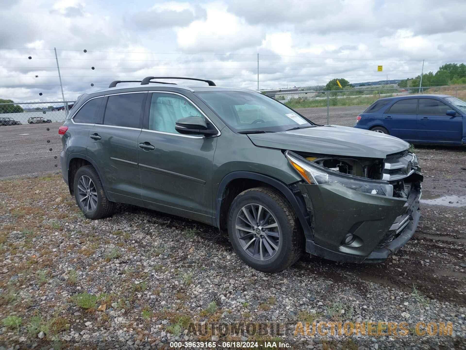 5TDJZRFH9JS823049 TOYOTA HIGHLANDER 2018