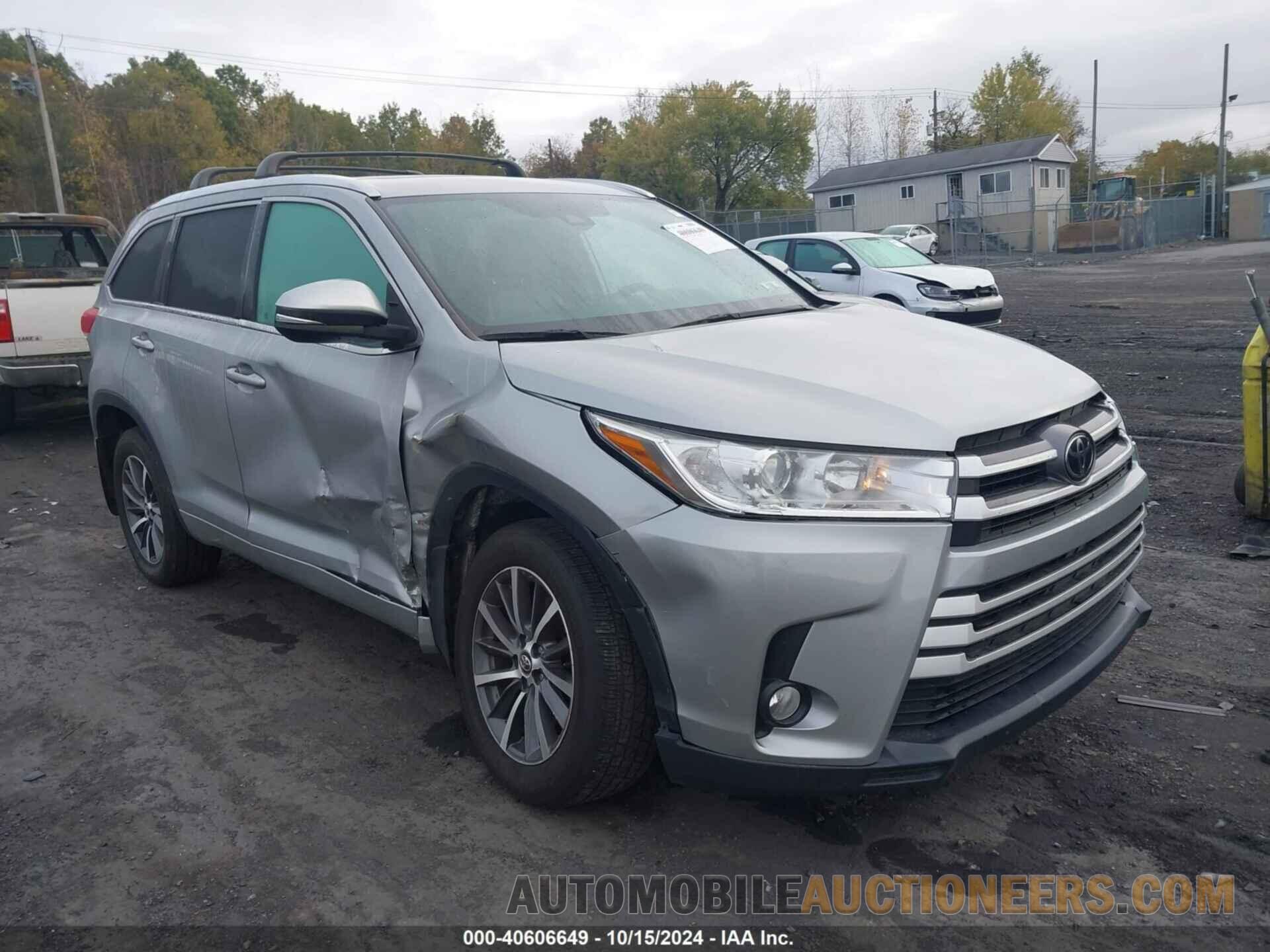 5TDJZRFH9JS831345 TOYOTA HIGHLANDER 2018