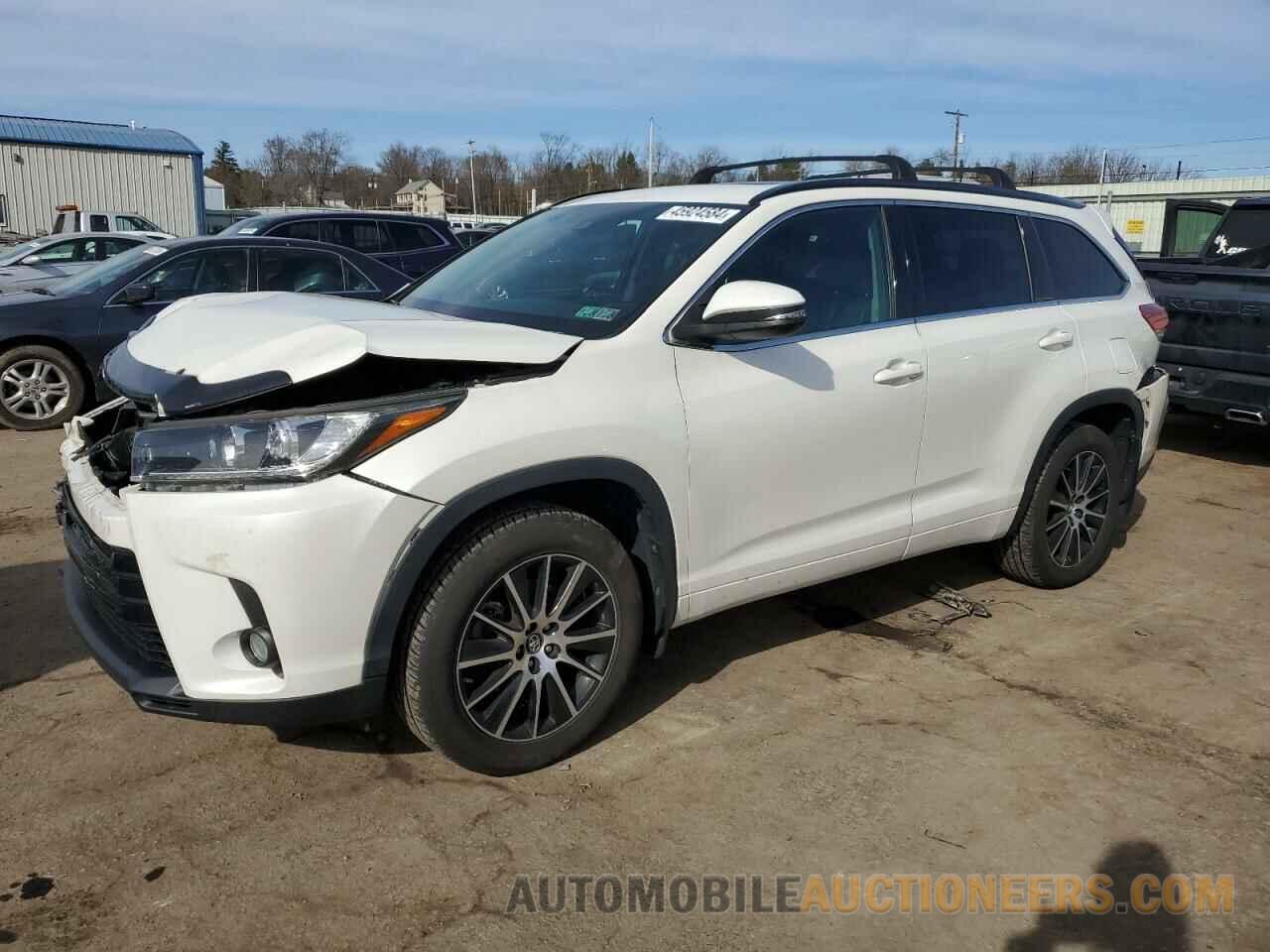 5TDJZRFH9JS834374 TOYOTA HIGHLANDER 2018