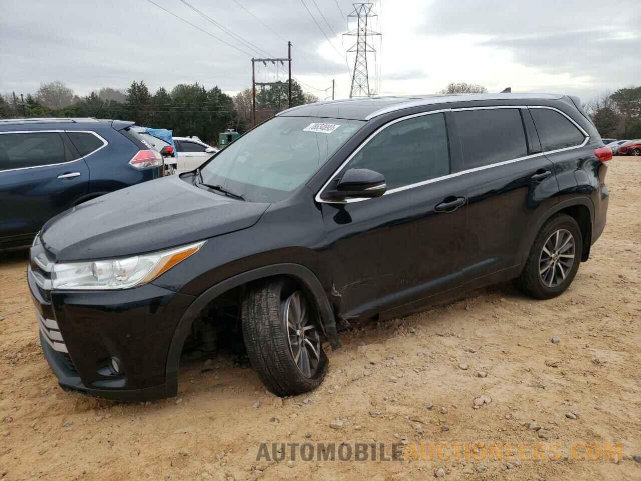 5TDJZRFH9JS842233 TOYOTA HIGHLANDER 2018