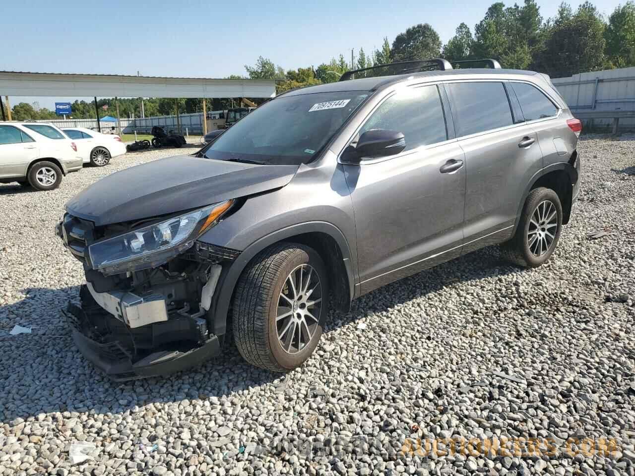 5TDJZRFH9JS866581 TOYOTA HIGHLANDER 2018