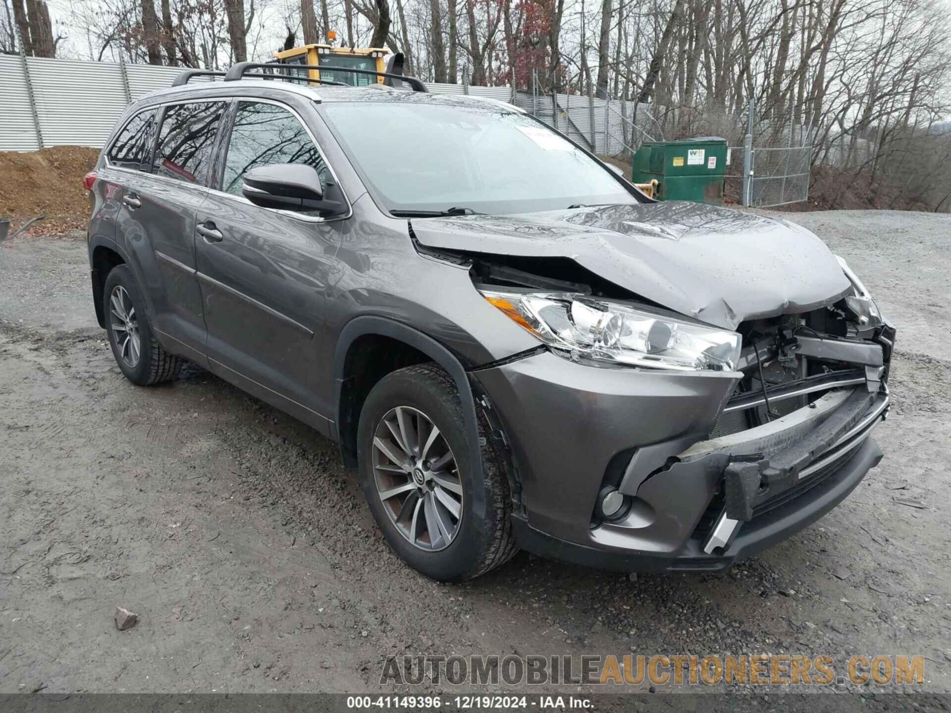 5TDJZRFH9JS877919 TOYOTA HIGHLANDER 2018