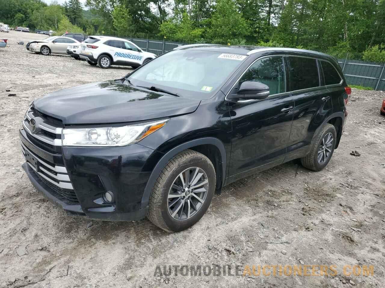 5TDJZRFH9JS894557 TOYOTA HIGHLANDER 2018