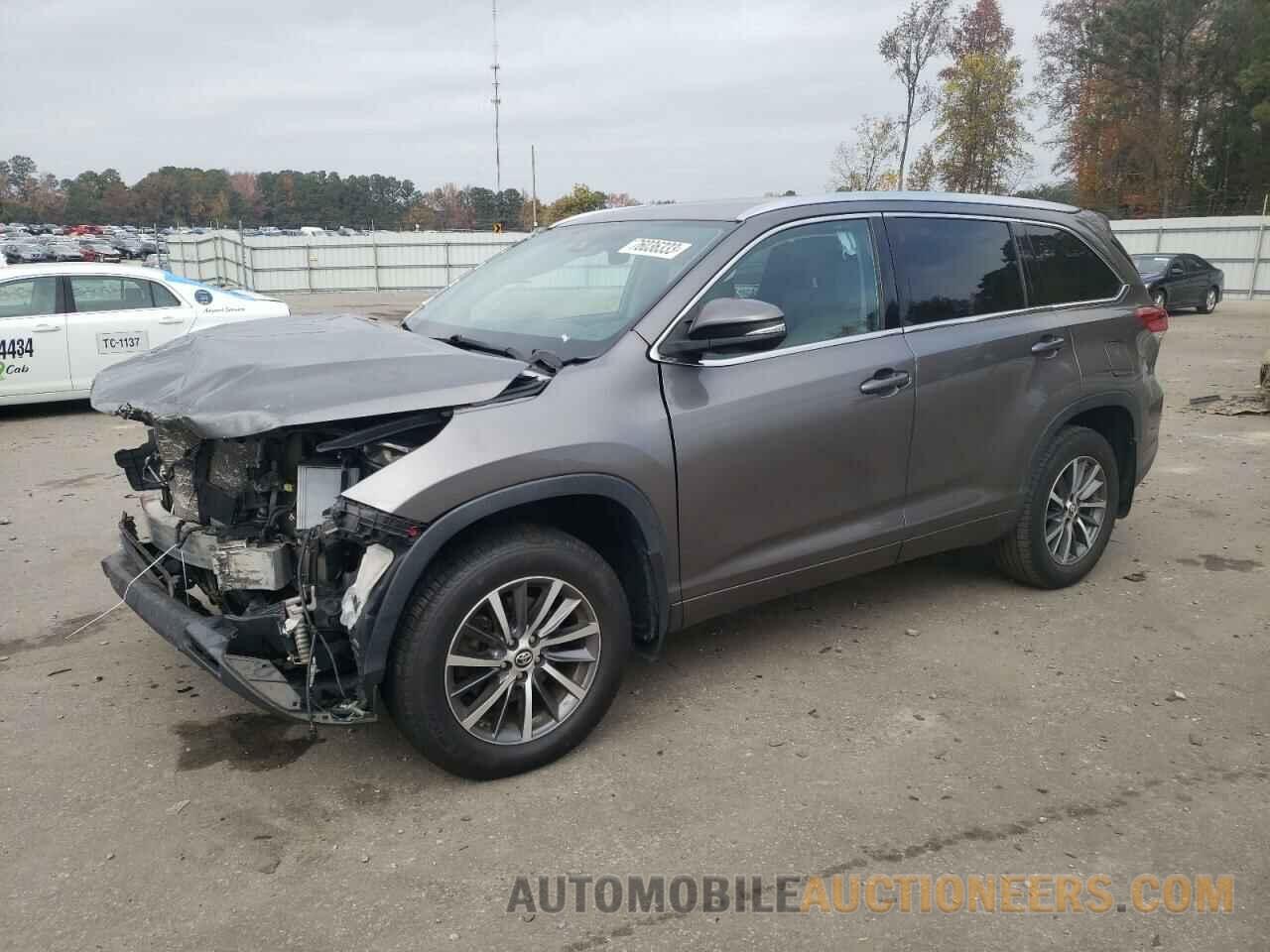 5TDJZRFH9JS898334 TOYOTA HIGHLANDER 2018