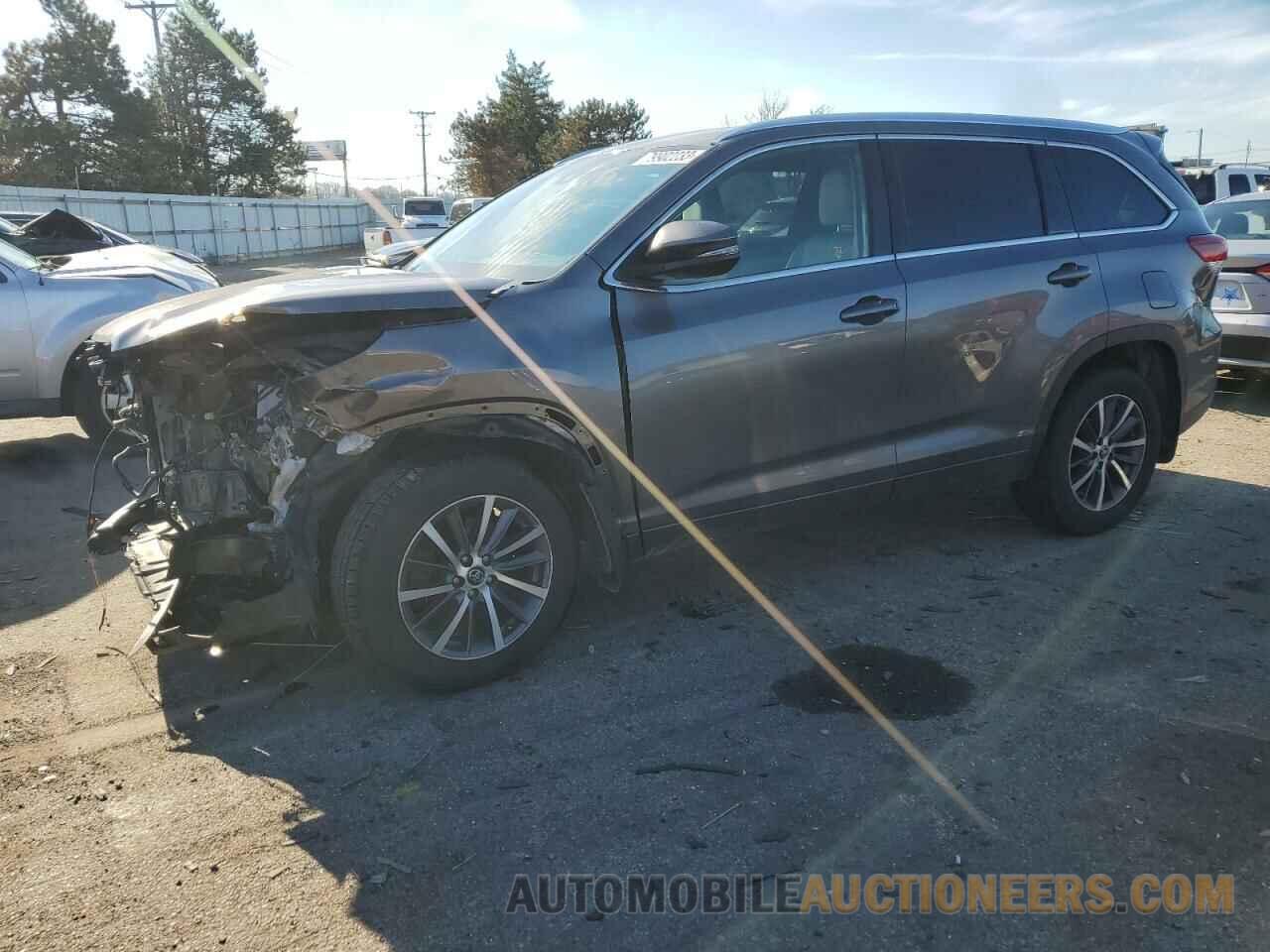 5TDJZRFH9JS902060 TOYOTA HIGHLANDER 2018