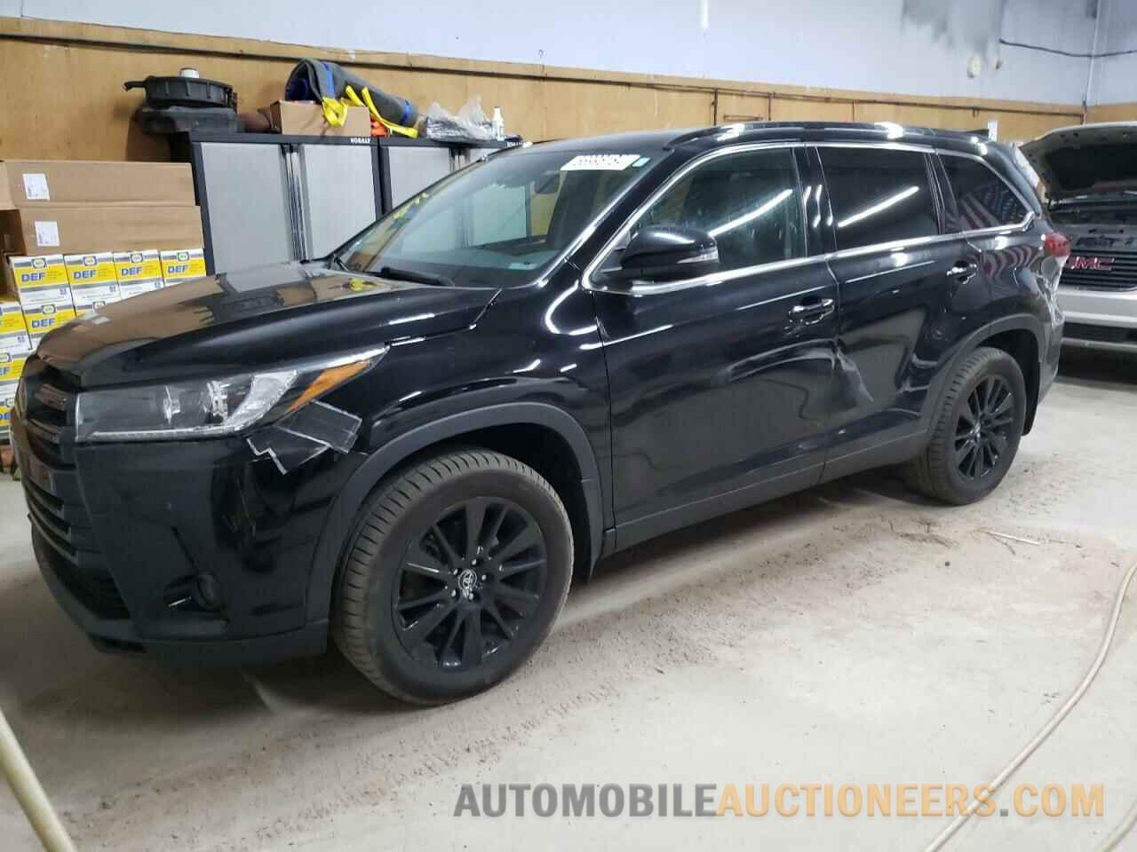 5TDJZRFH9KS564127 TOYOTA HIGHLANDER 2019