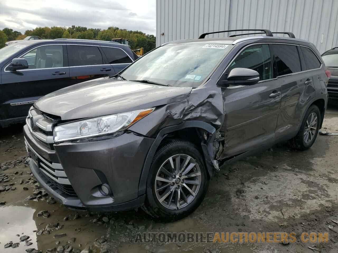 5TDJZRFH9KS566413 TOYOTA HIGHLANDER 2019