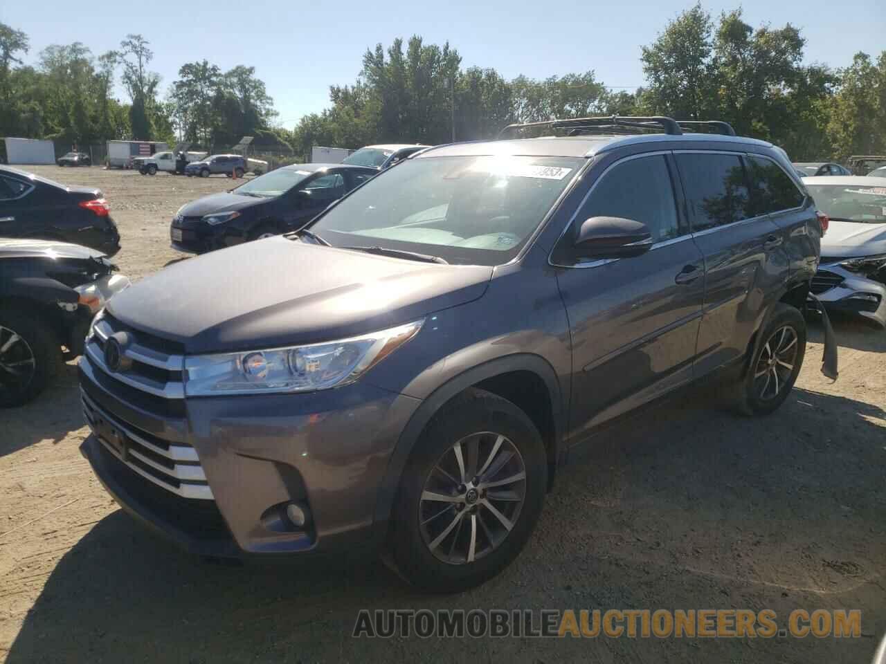 5TDJZRFH9KS570073 TOYOTA HIGHLANDER 2019