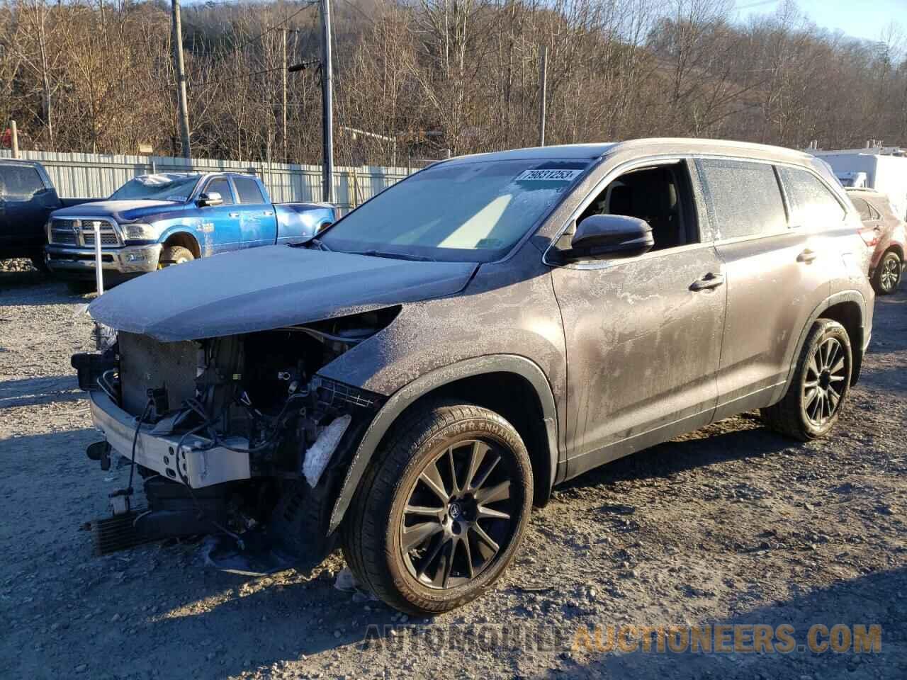 5TDJZRFH9KS571093 TOYOTA HIGHLANDER 2019