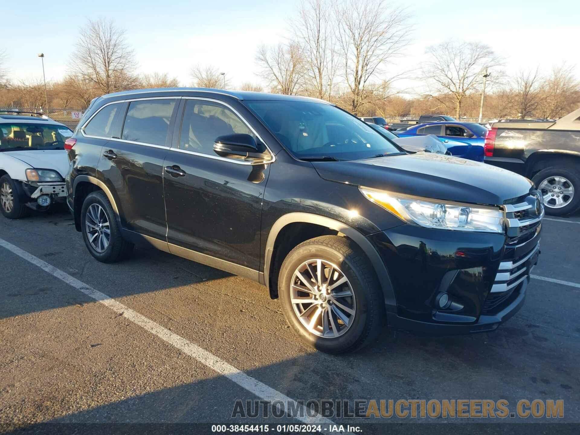 5TDJZRFH9KS571109 TOYOTA HIGHLANDER 2019