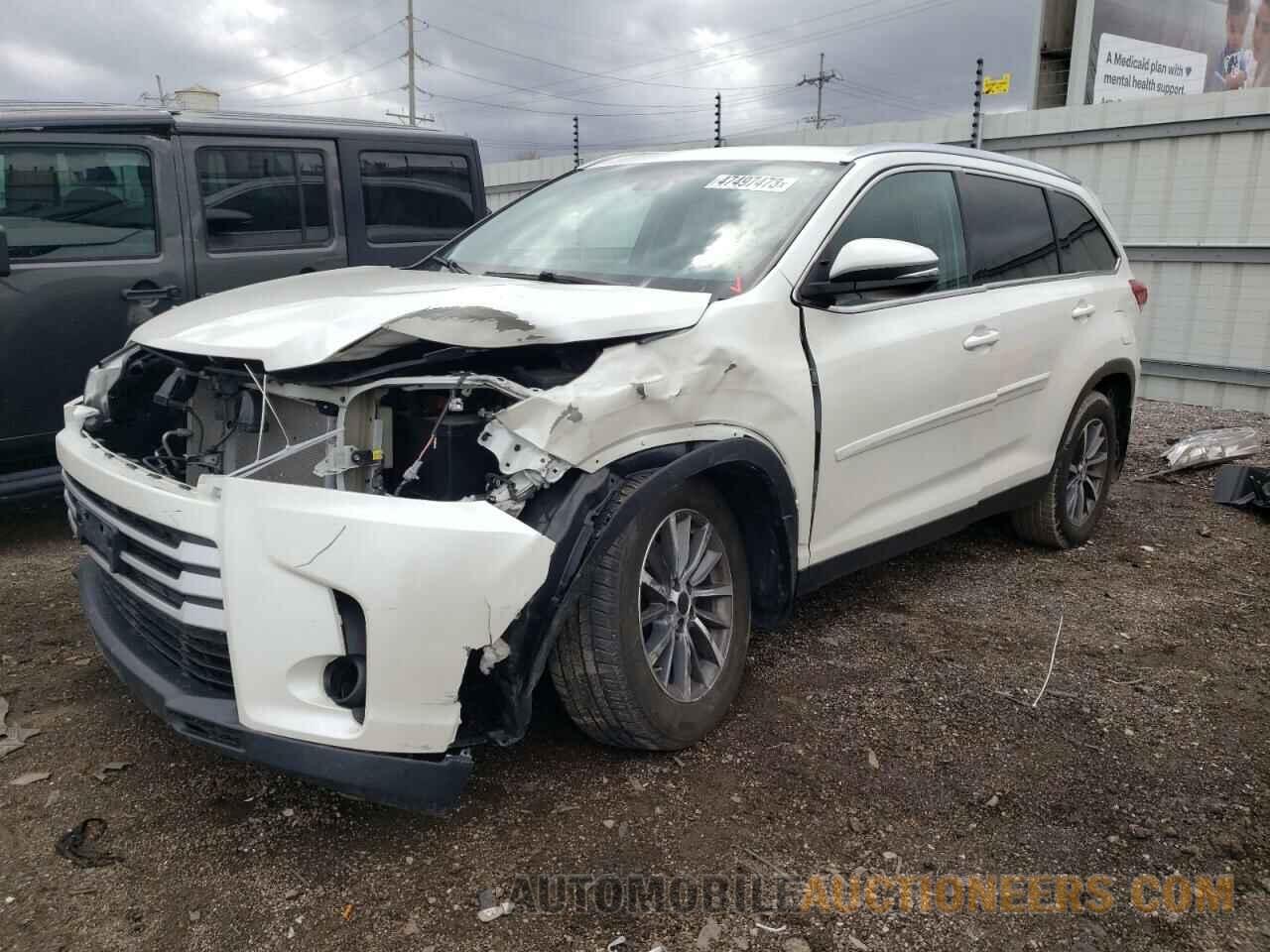 5TDJZRFH9KS582952 TOYOTA HIGHLANDER 2019