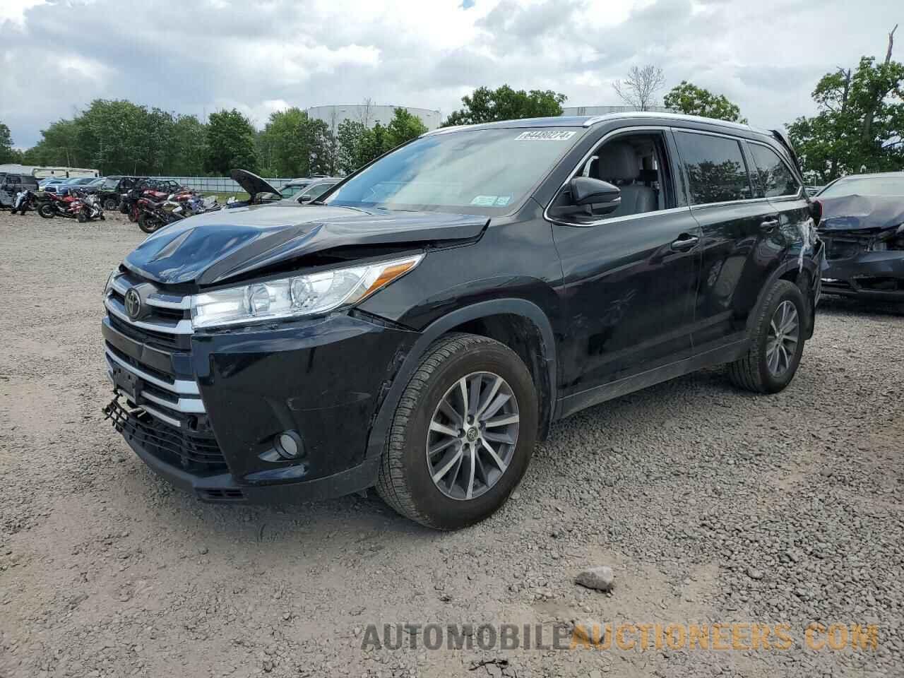 5TDJZRFH9KS600589 TOYOTA HIGHLANDER 2019