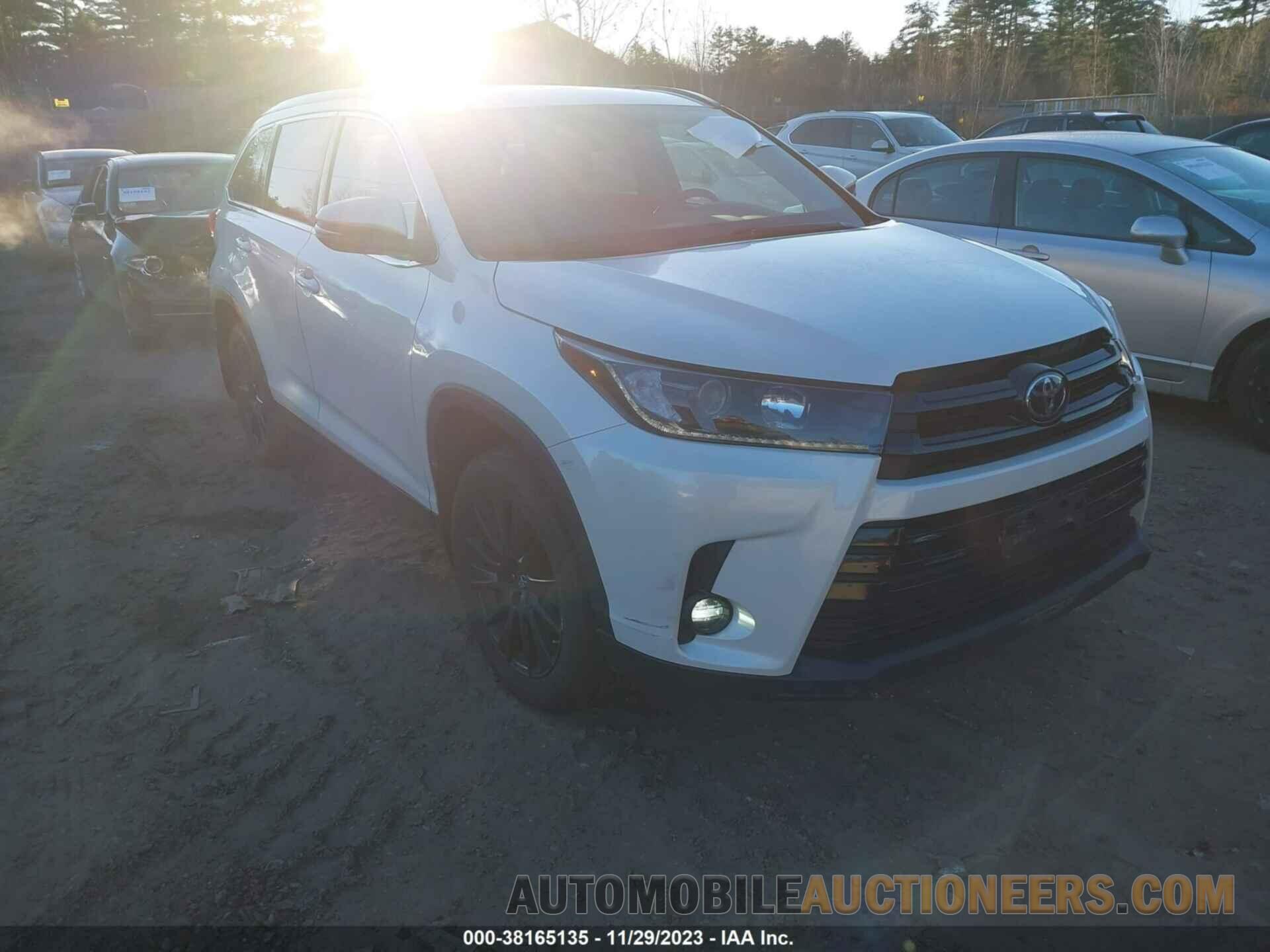 5TDJZRFH9KS602357 TOYOTA HIGHLANDER 2019