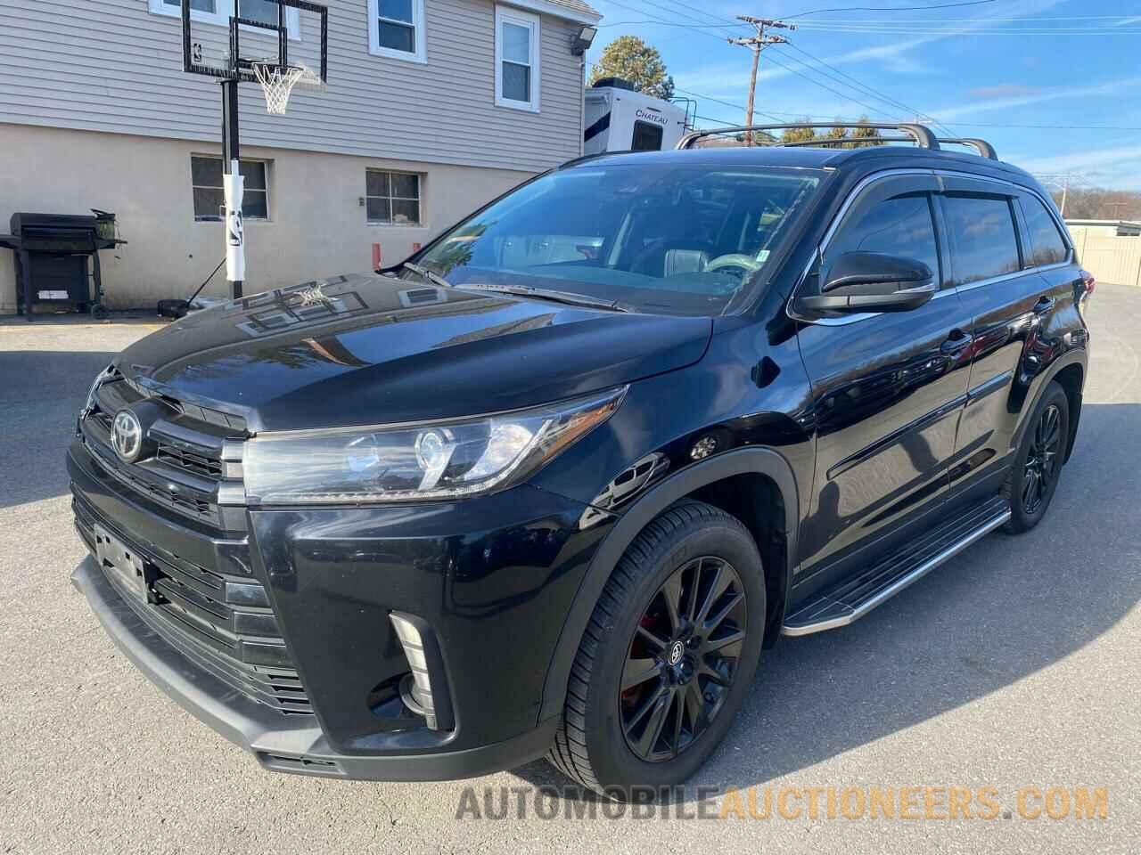 5TDJZRFH9KS608711 TOYOTA HIGHLANDER 2019