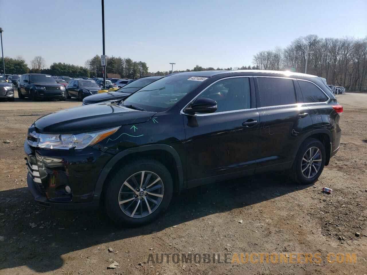 5TDJZRFH9KS611544 TOYOTA HIGHLANDER 2019