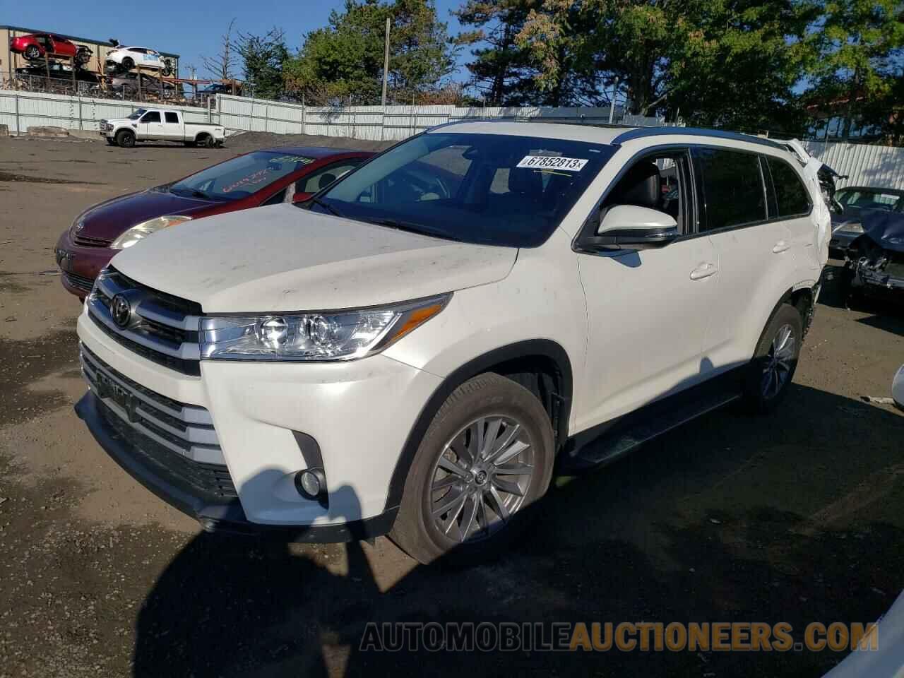 5TDJZRFH9KS616100 TOYOTA HIGHLANDER 2019