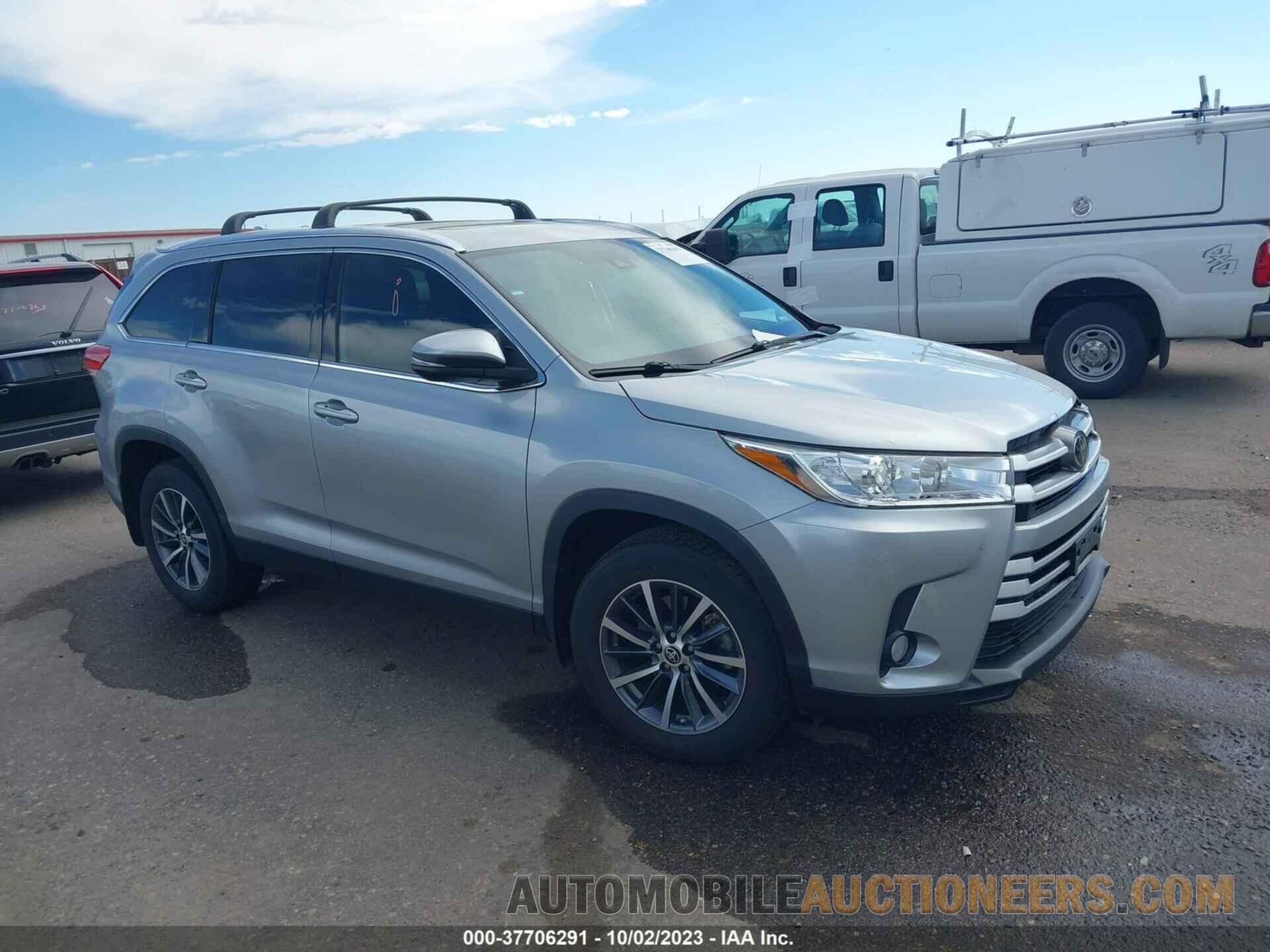 5TDJZRFH9KS626903 TOYOTA HIGHLANDER 2019