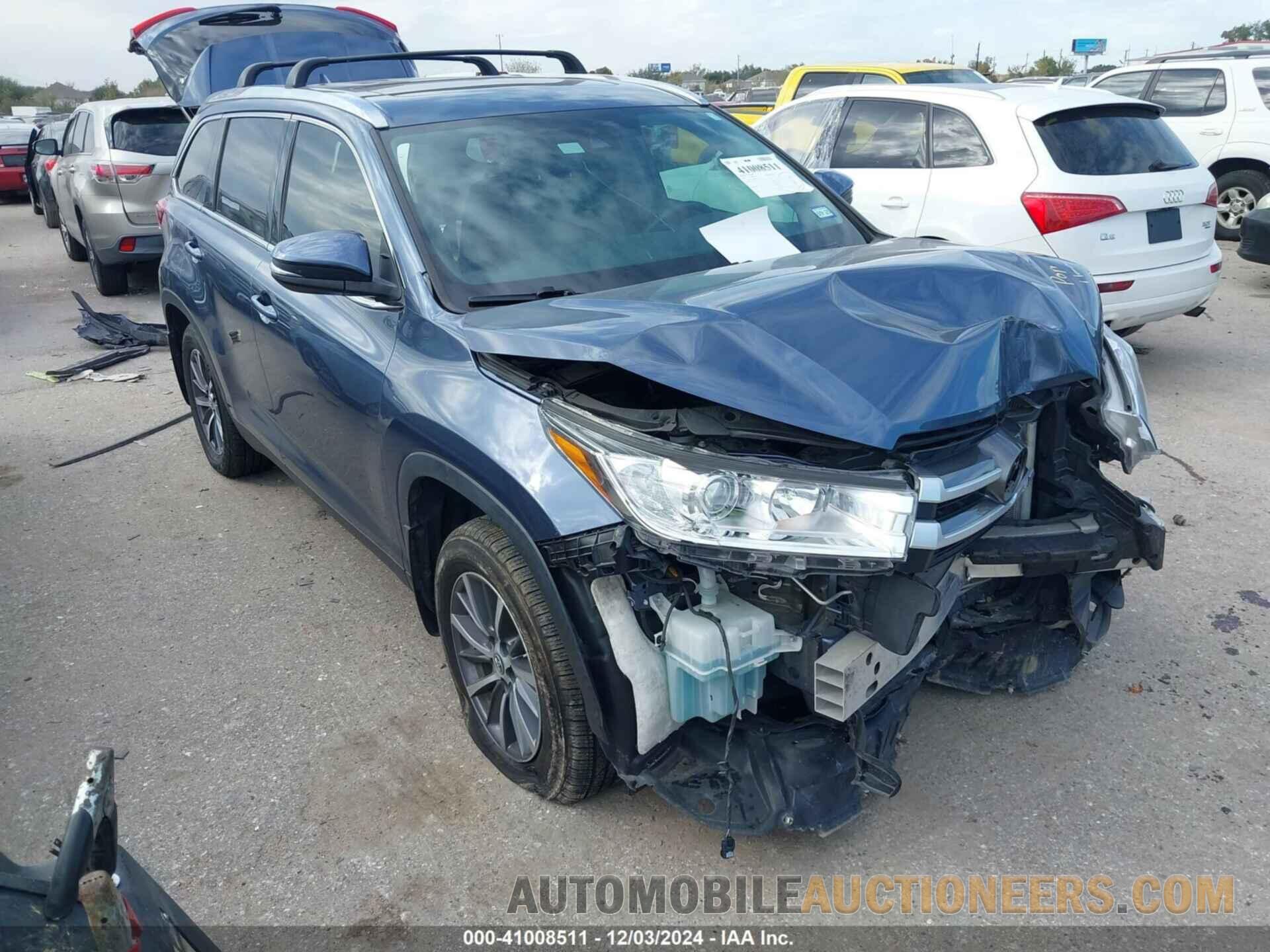 5TDJZRFH9KS719369 TOYOTA HIGHLANDER 2019