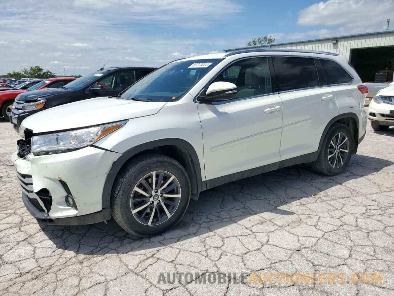 5TDJZRFH9KS920625 TOYOTA HIGHLANDER 2019