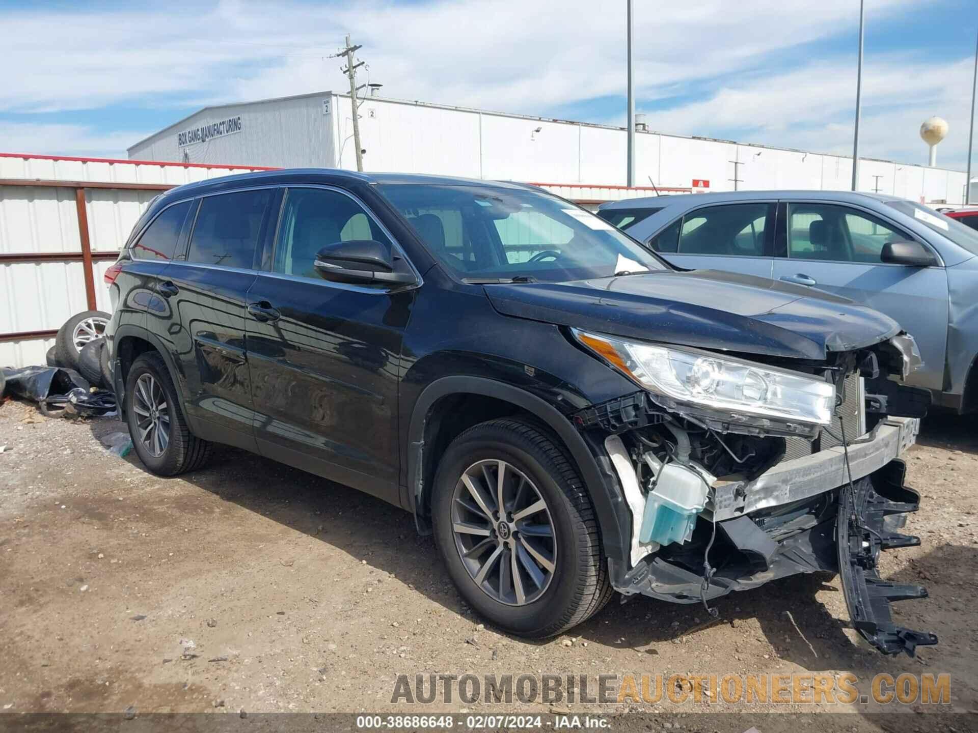 5TDJZRFH9KS923878 TOYOTA HIGHLANDER 2019