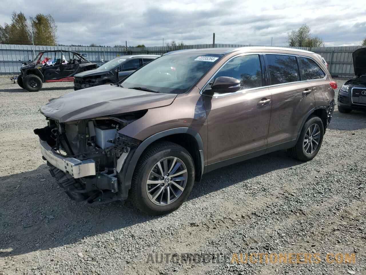 5TDJZRFH9KS939479 TOYOTA HIGHLANDER 2019