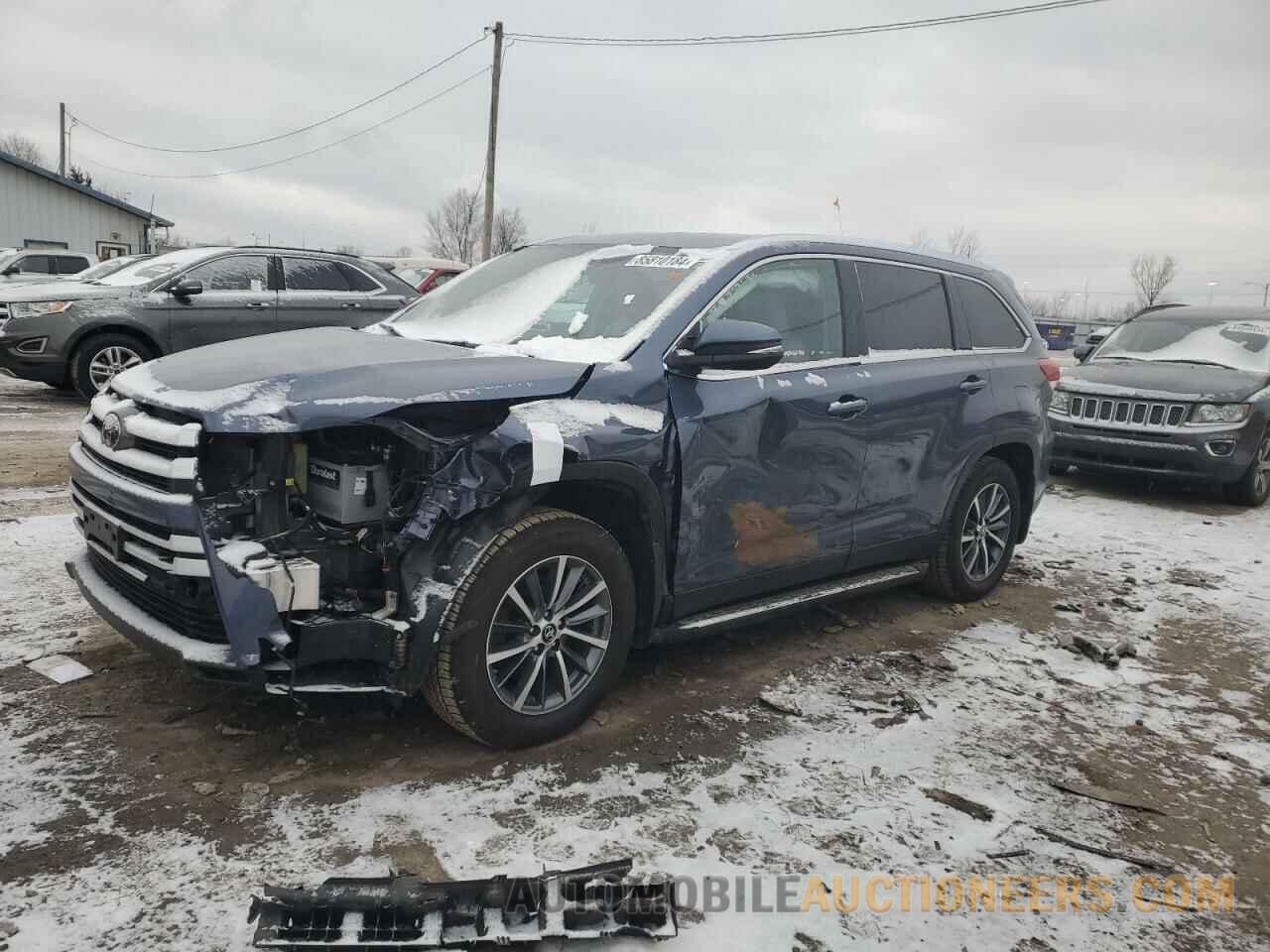 5TDJZRFH9KS955844 TOYOTA HIGHLANDER 2019