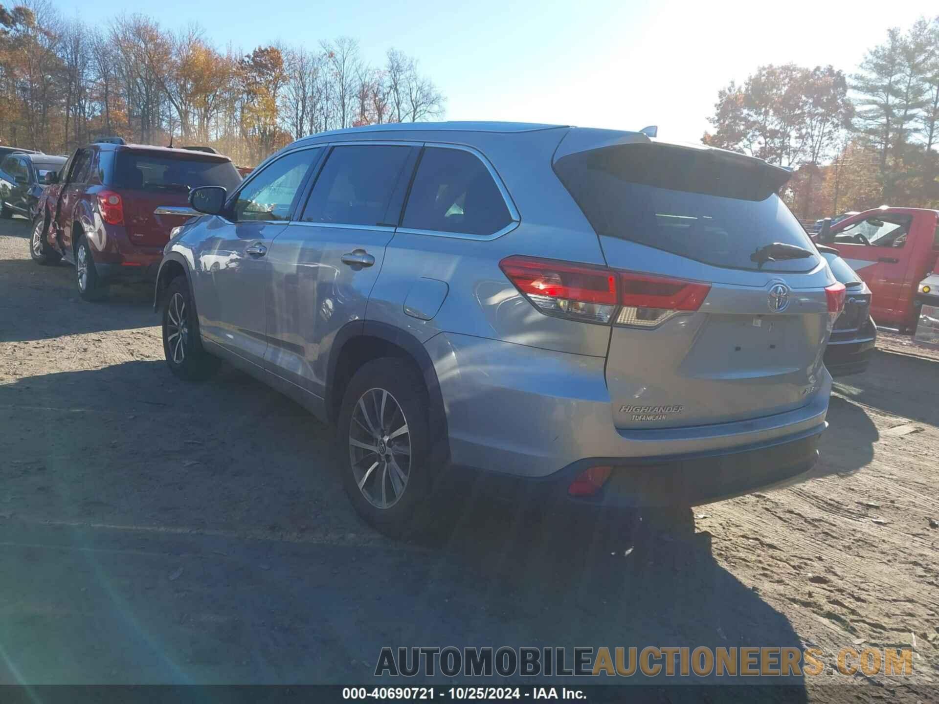 5TDJZRFHXHS356573 TOYOTA HIGHLANDER 2017