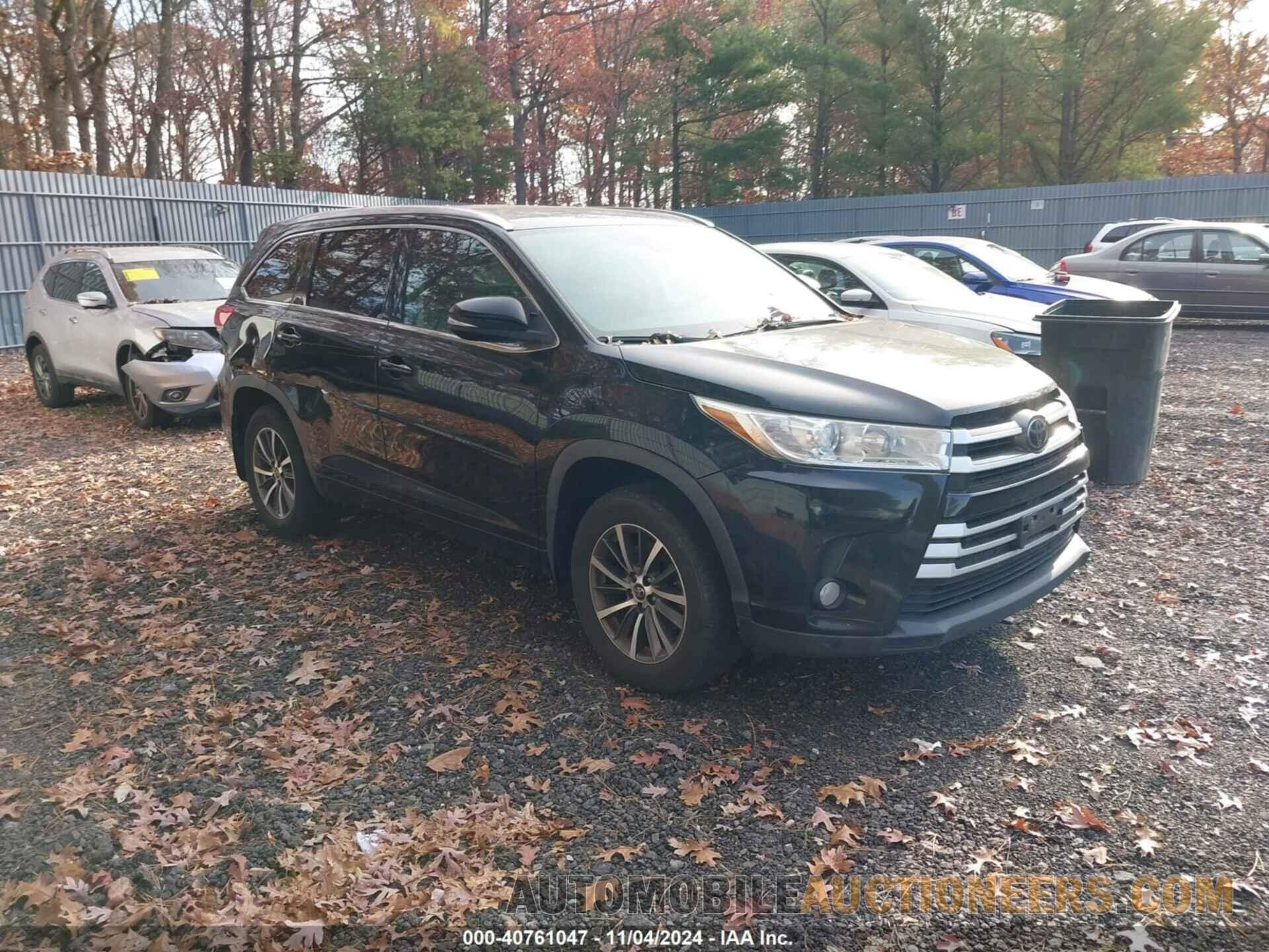 5TDJZRFHXHS360445 TOYOTA HIGHLANDER 2017