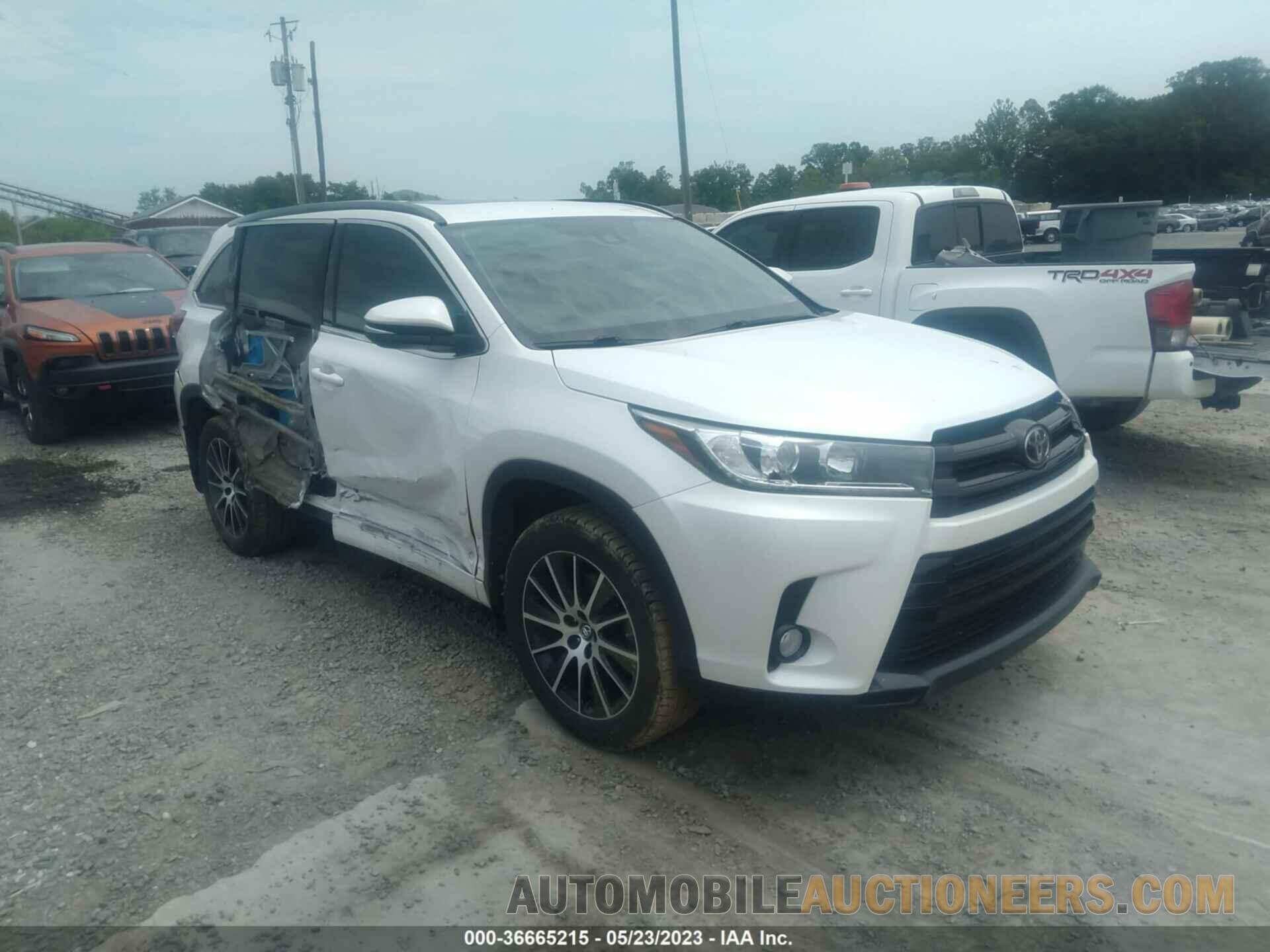 5TDJZRFHXHS379237 TOYOTA HIGHLANDER 2017