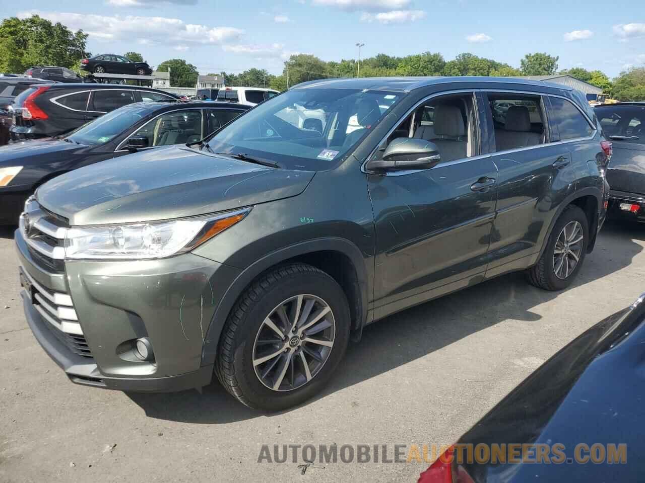 5TDJZRFHXHS381795 TOYOTA HIGHLANDER 2017