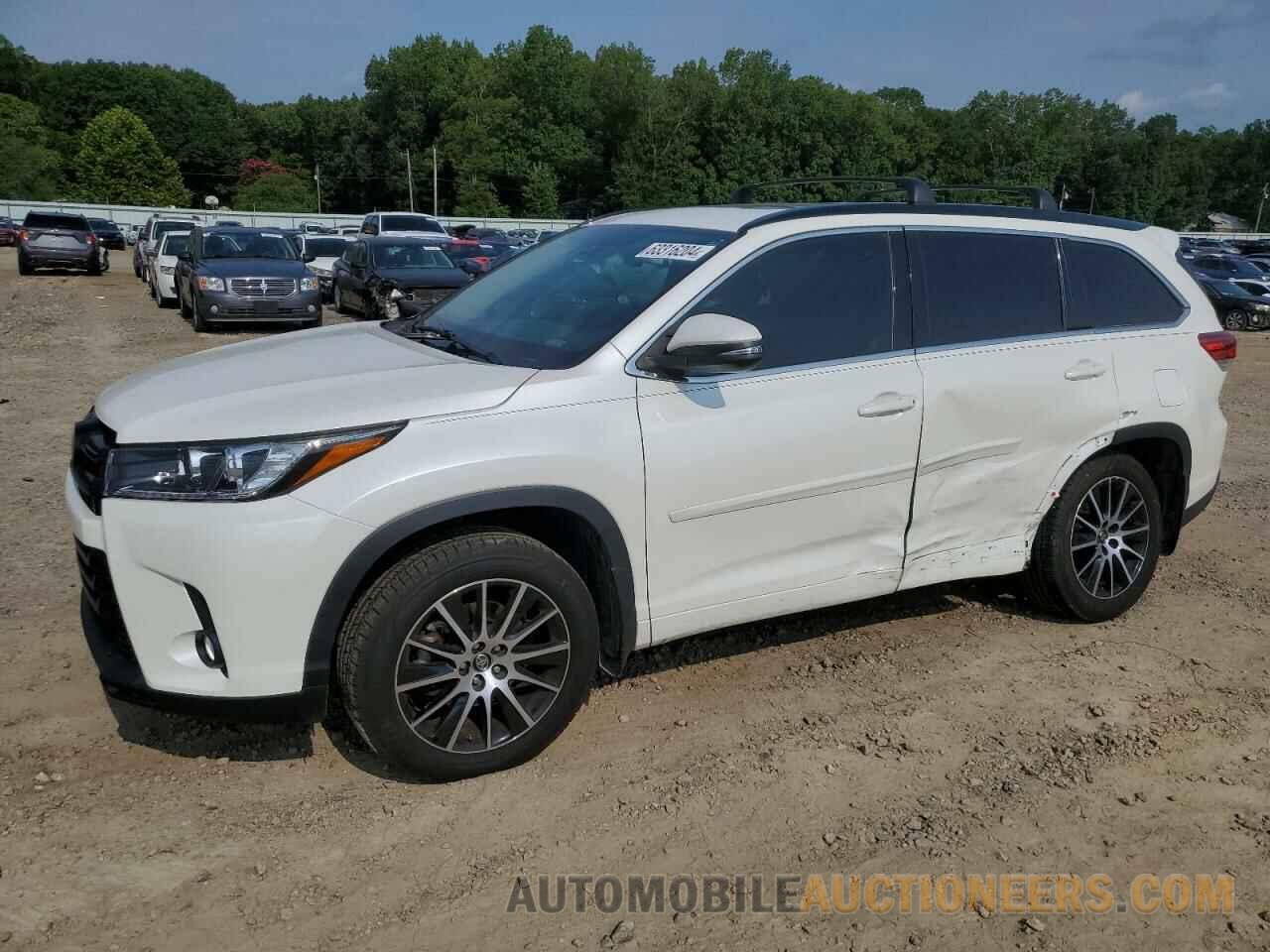 5TDJZRFHXHS384809 TOYOTA HIGHLANDER 2017