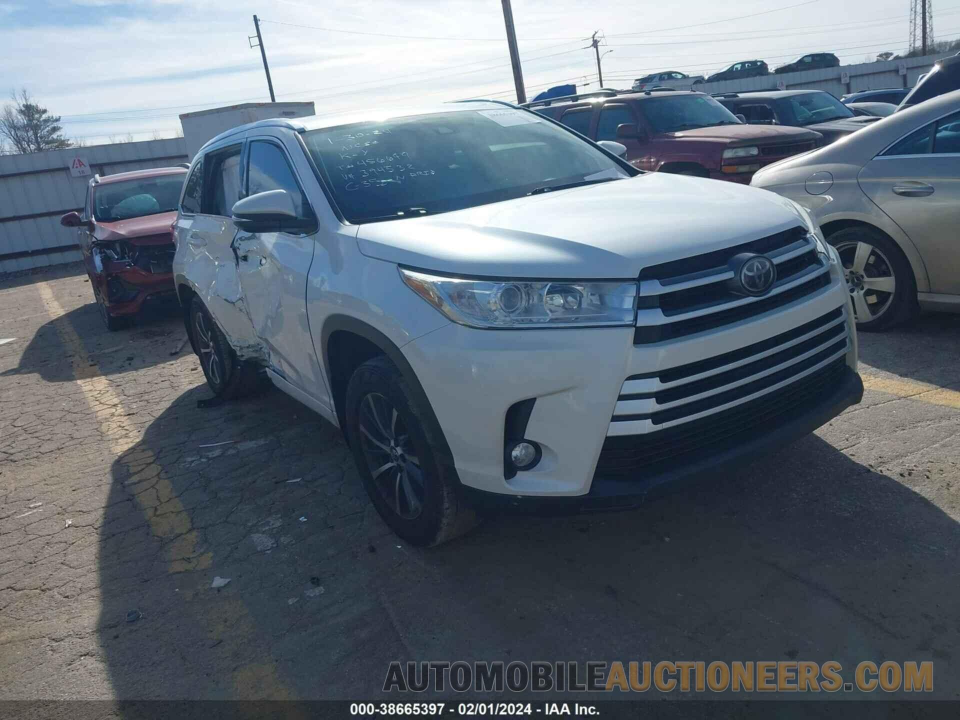 5TDJZRFHXHS394532 TOYOTA HIGHLANDER 2017