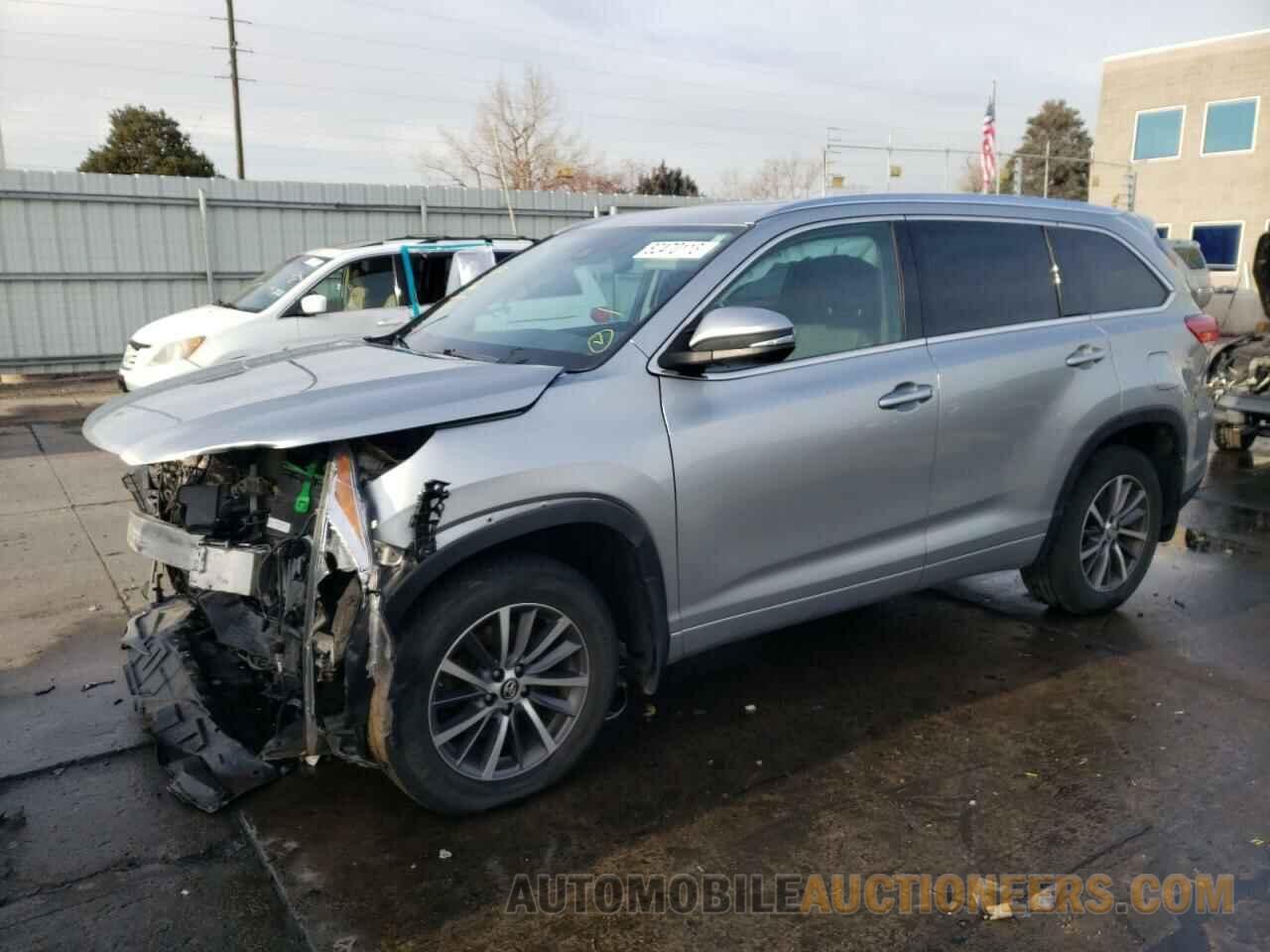 5TDJZRFHXHS417470 TOYOTA HIGHLANDER 2017