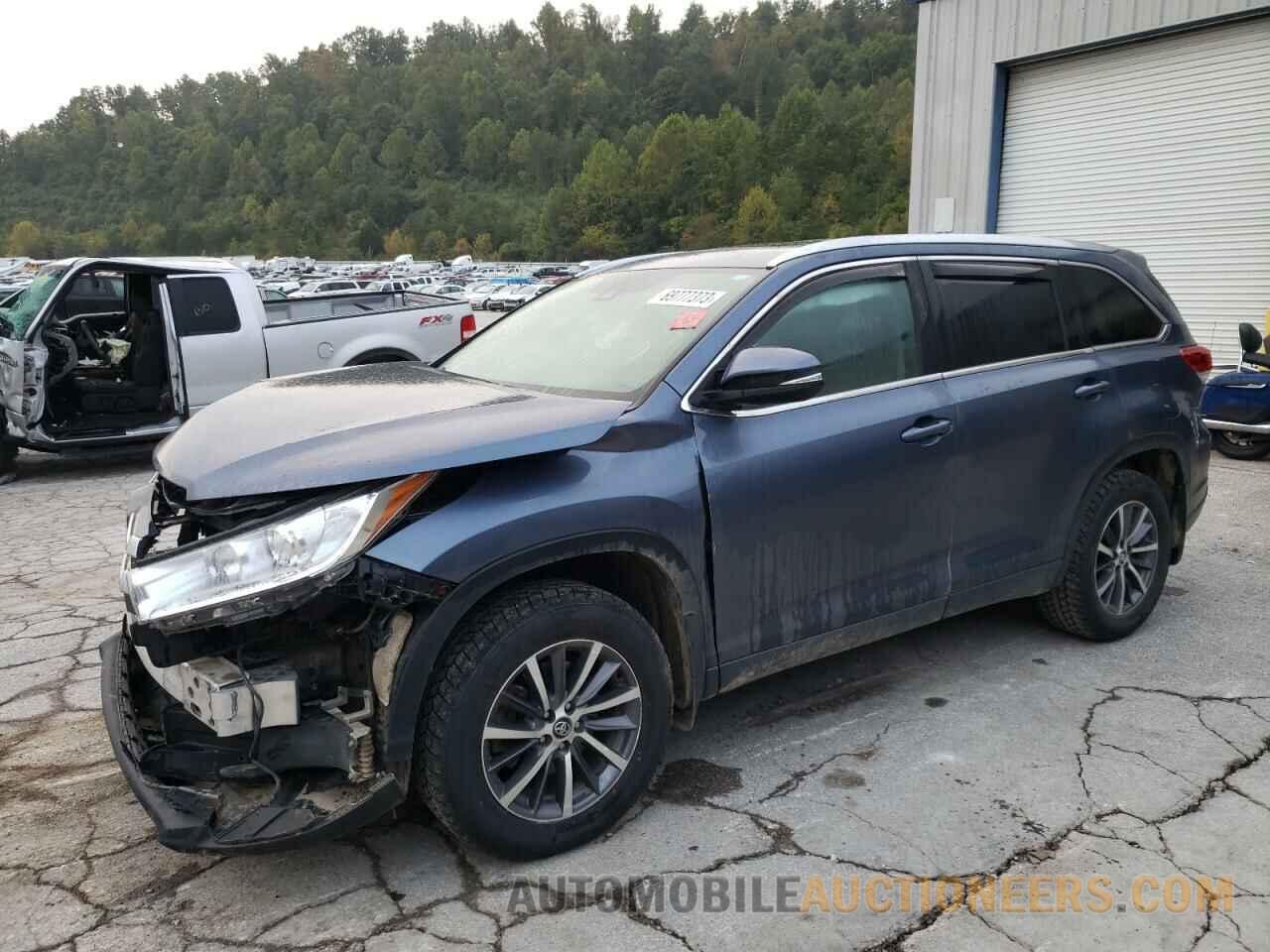 5TDJZRFHXHS431823 TOYOTA HIGHLANDER 2017