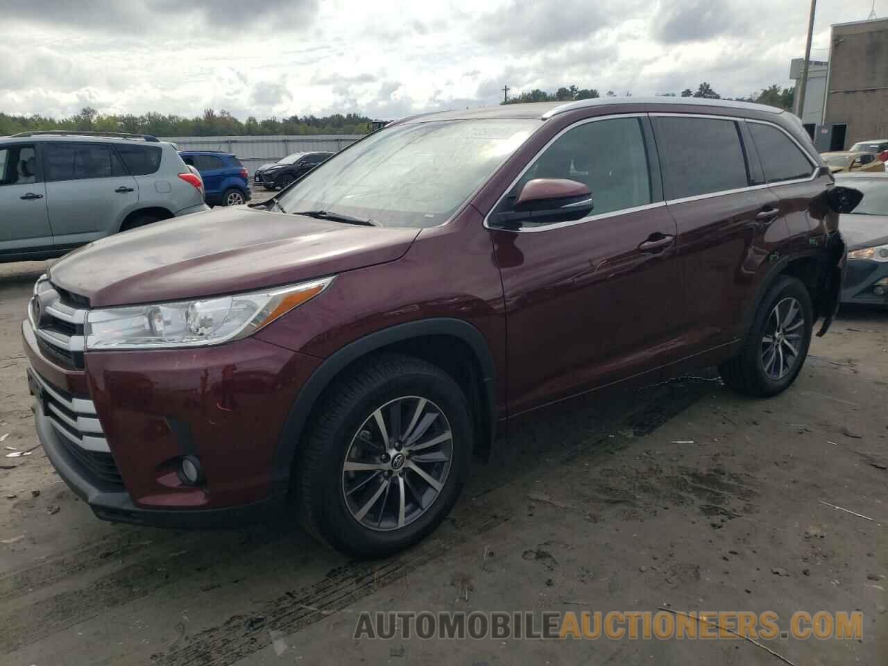 5TDJZRFHXHS443678 TOYOTA HIGHLANDER 2017