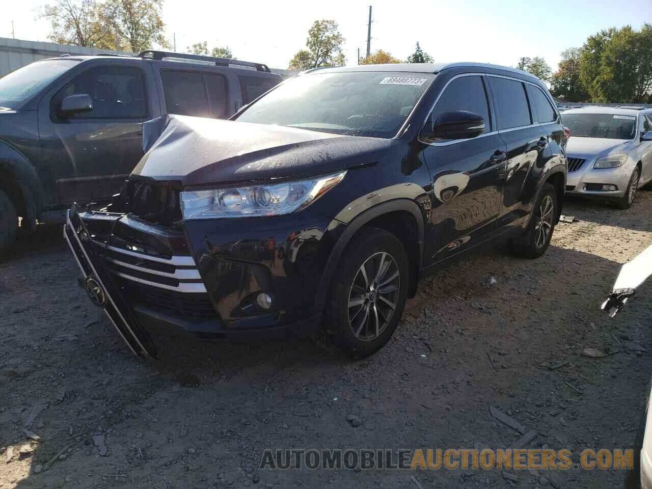 5TDJZRFHXHS479371 TOYOTA HIGHLANDER 2017