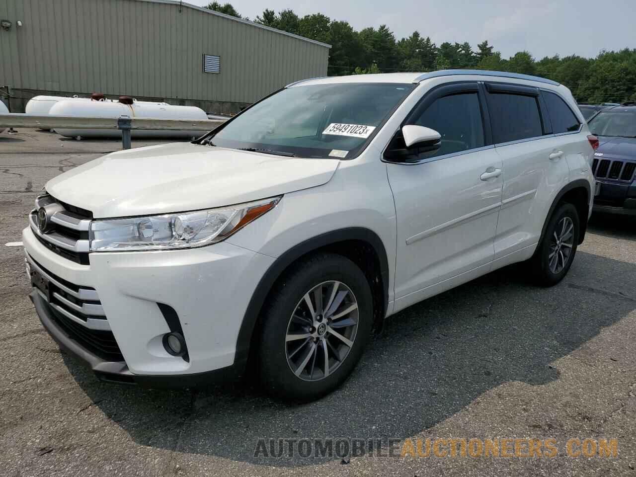 5TDJZRFHXHS517424 TOYOTA HIGHLANDER 2017