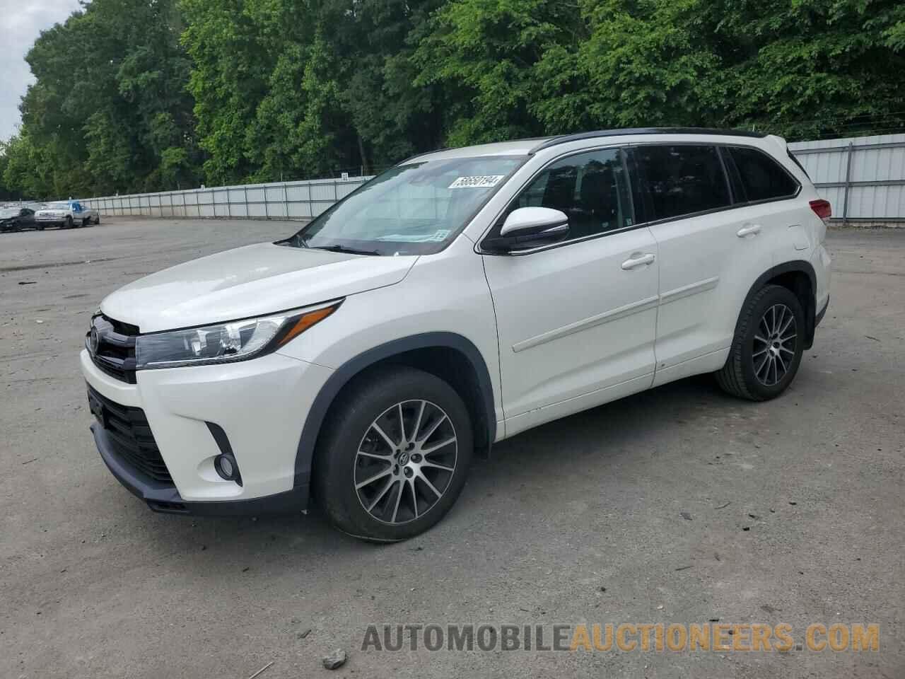 5TDJZRFHXHS520100 TOYOTA HIGHLANDER 2017